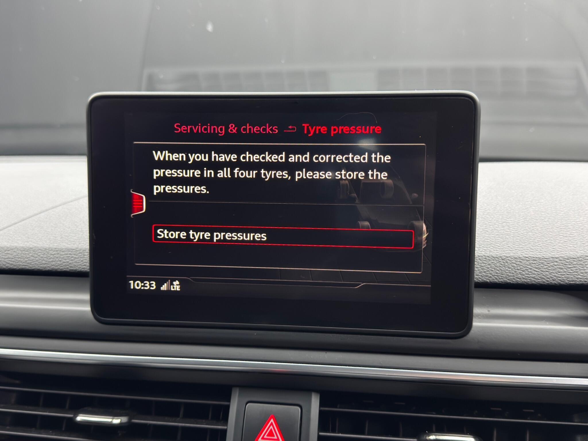 Audi A4 Avant - Image 33