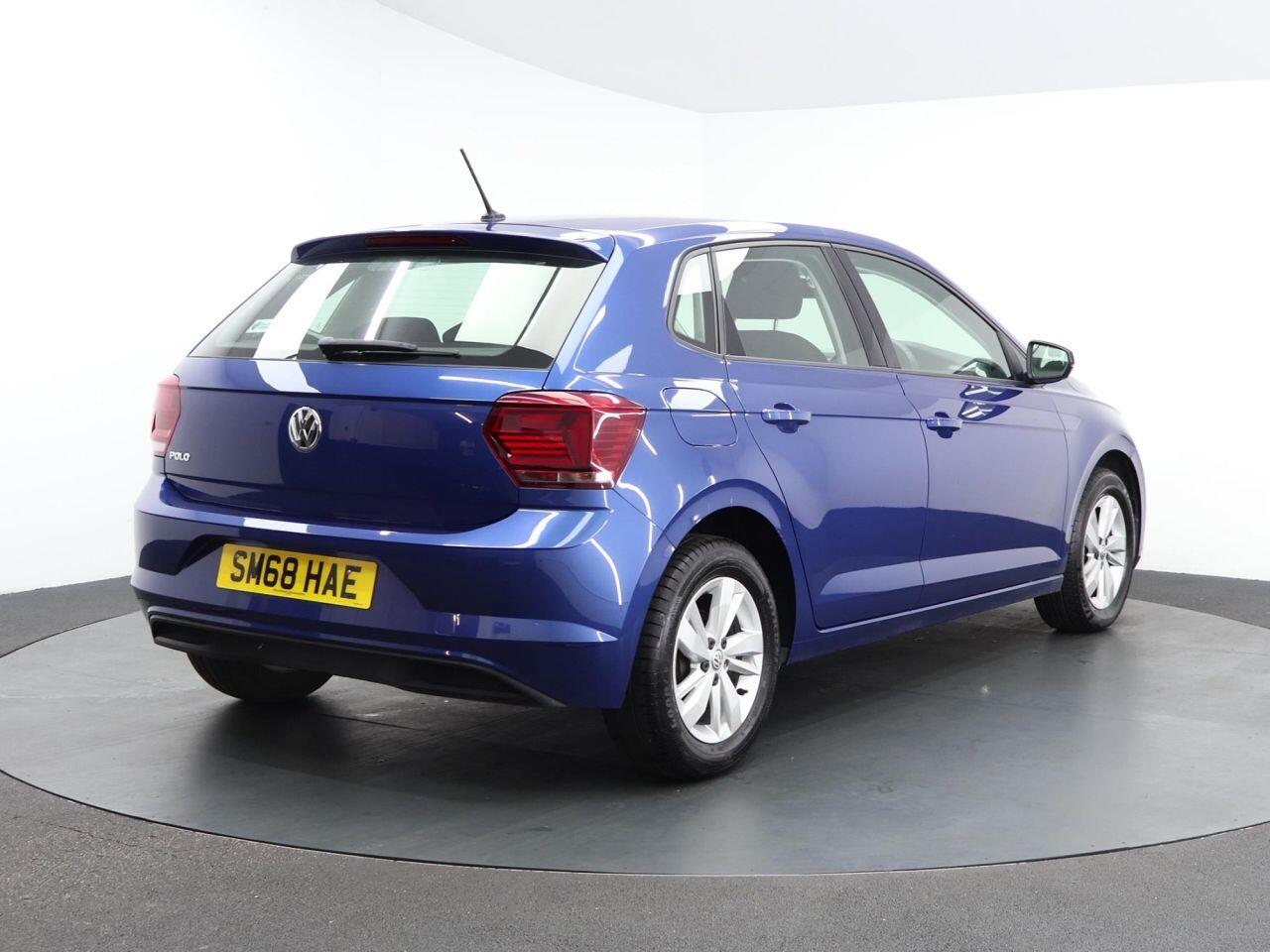 Volkswagen Polo - Image 10