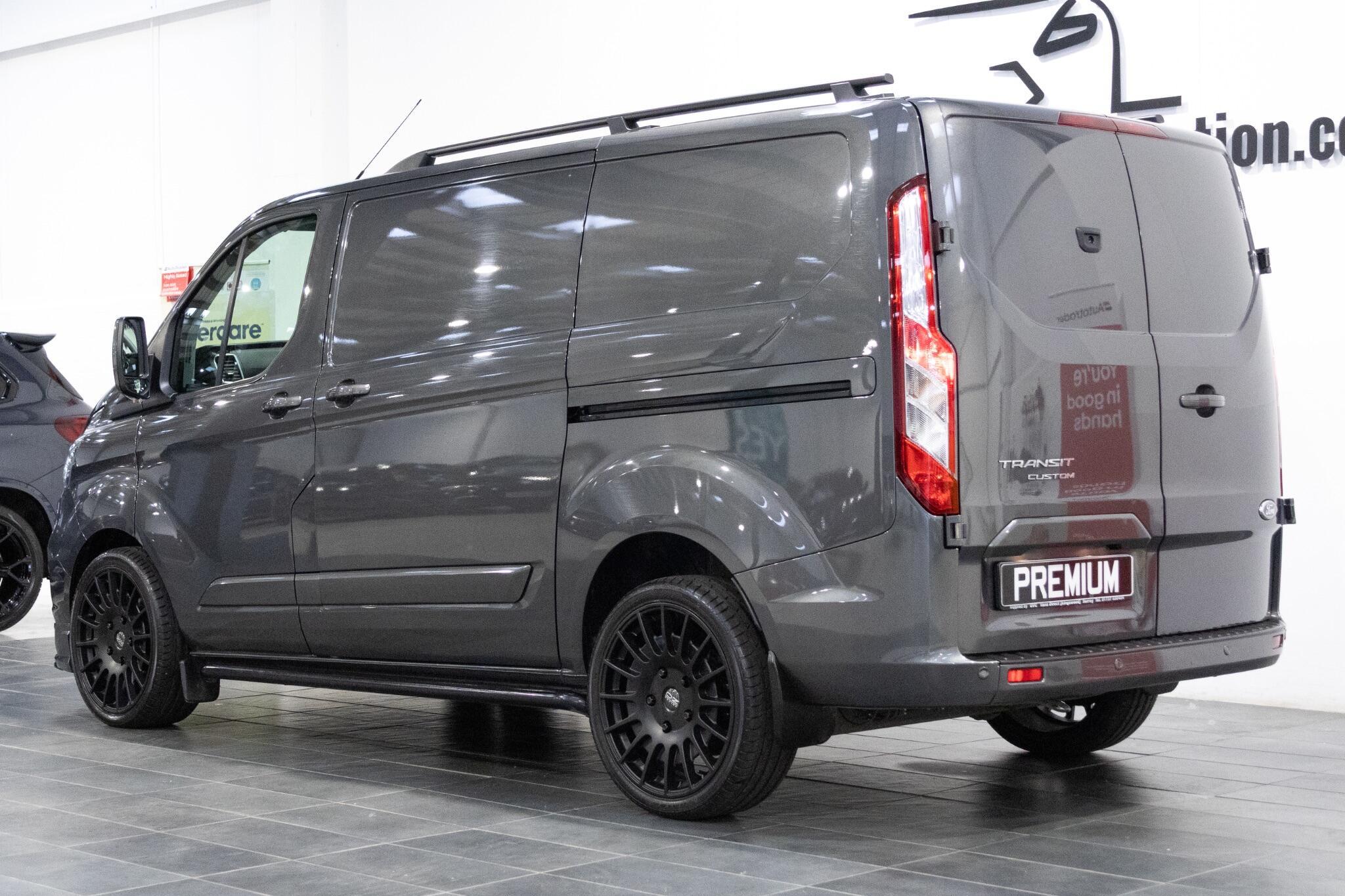 Ford Transit Custom - Image 6
