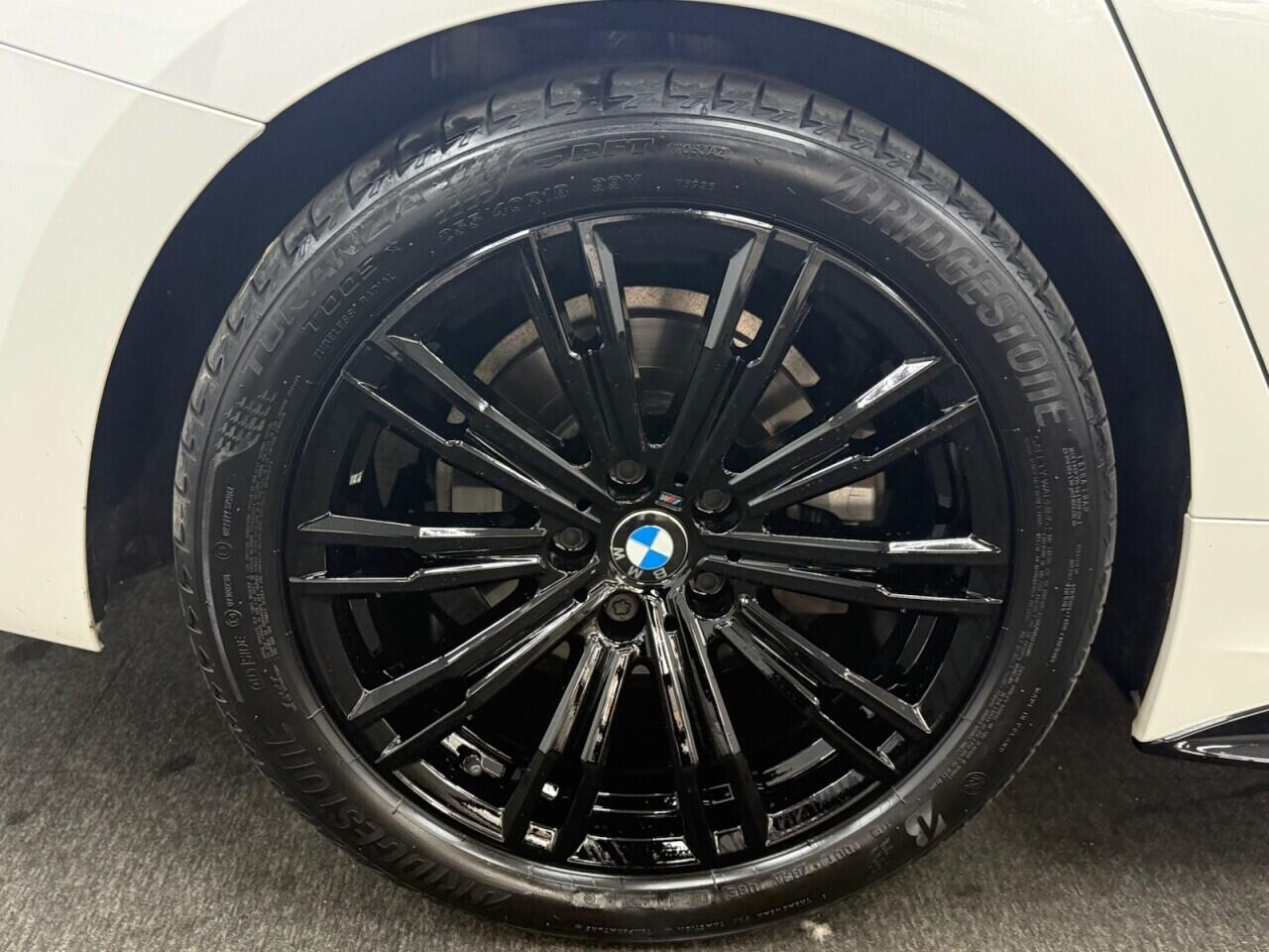 BMW 3 Series - Image 16
