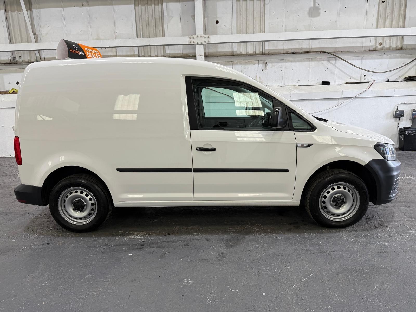 Volkswagen Caddy - Image 8