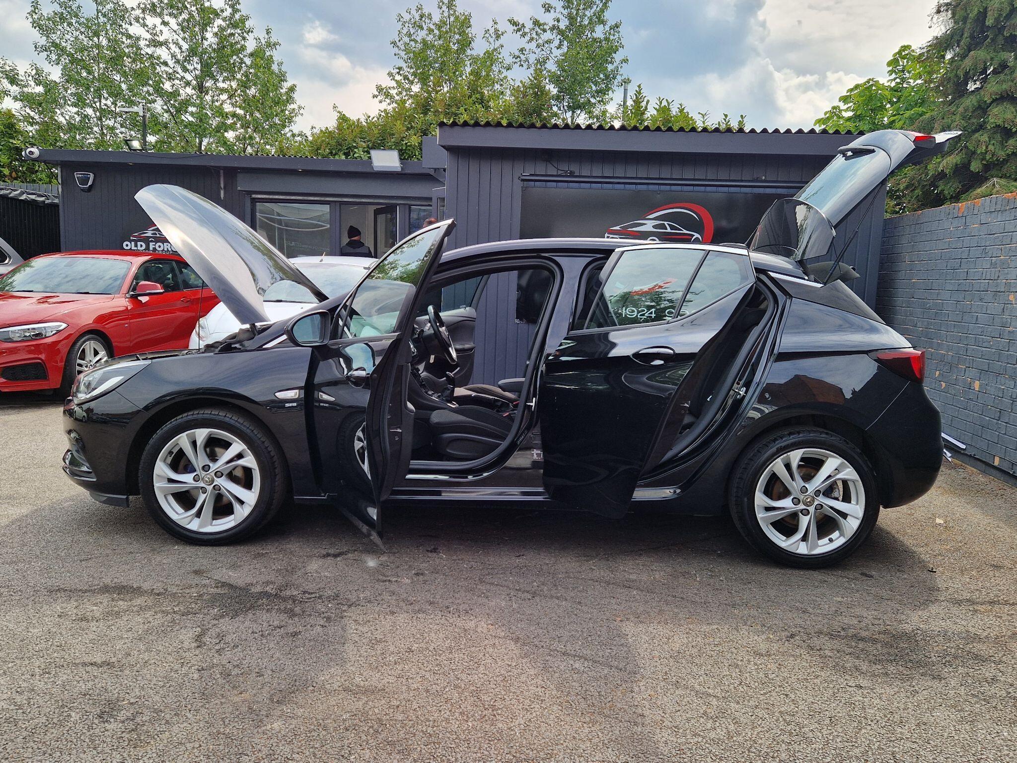 Vauxhall Astra - Image 15