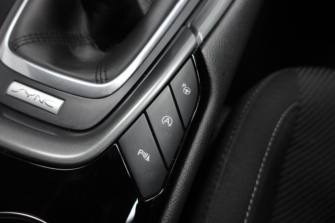 Ford Mondeo - Image 7