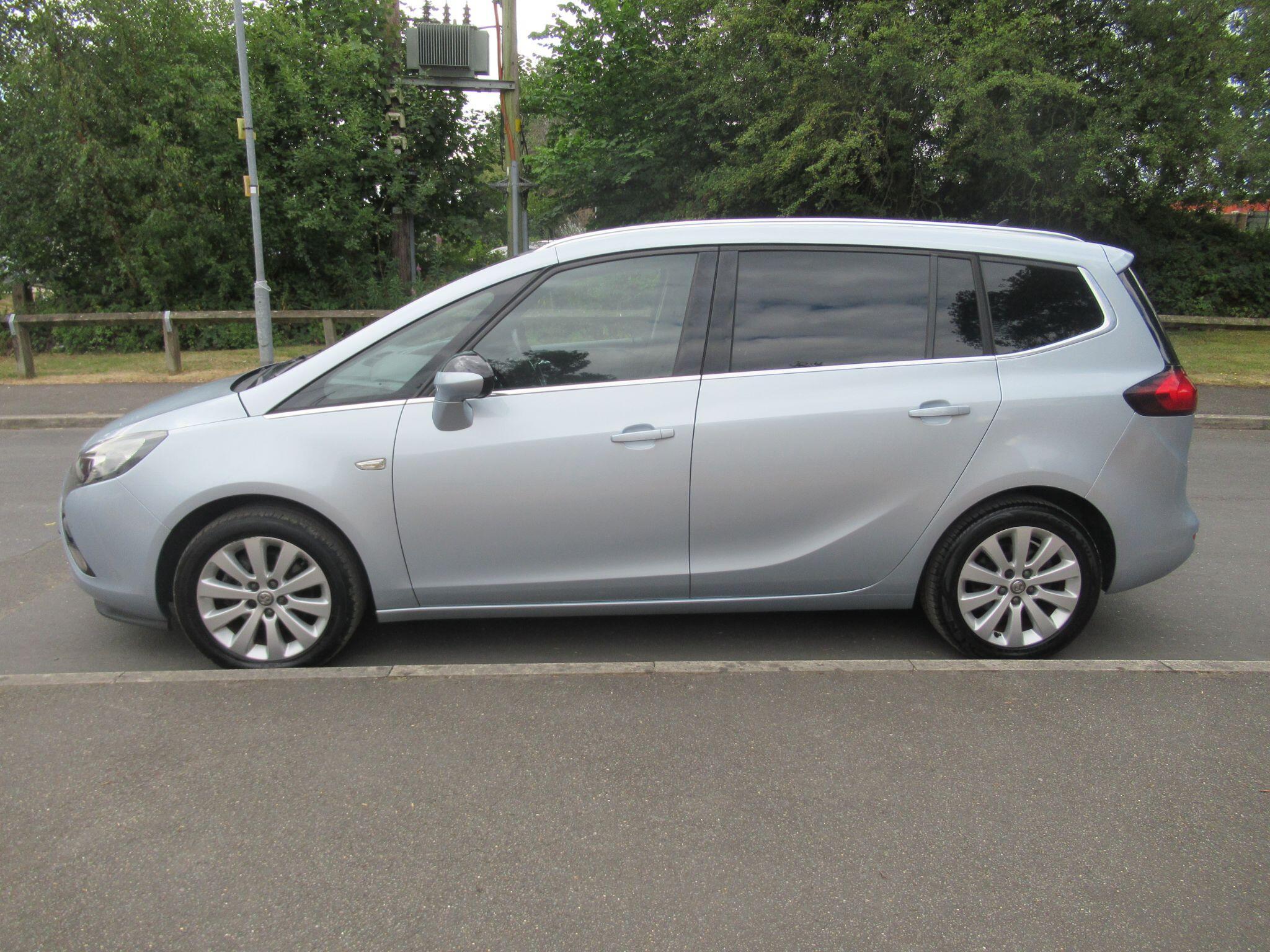Vauxhall Zafira Tourer - Image 6
