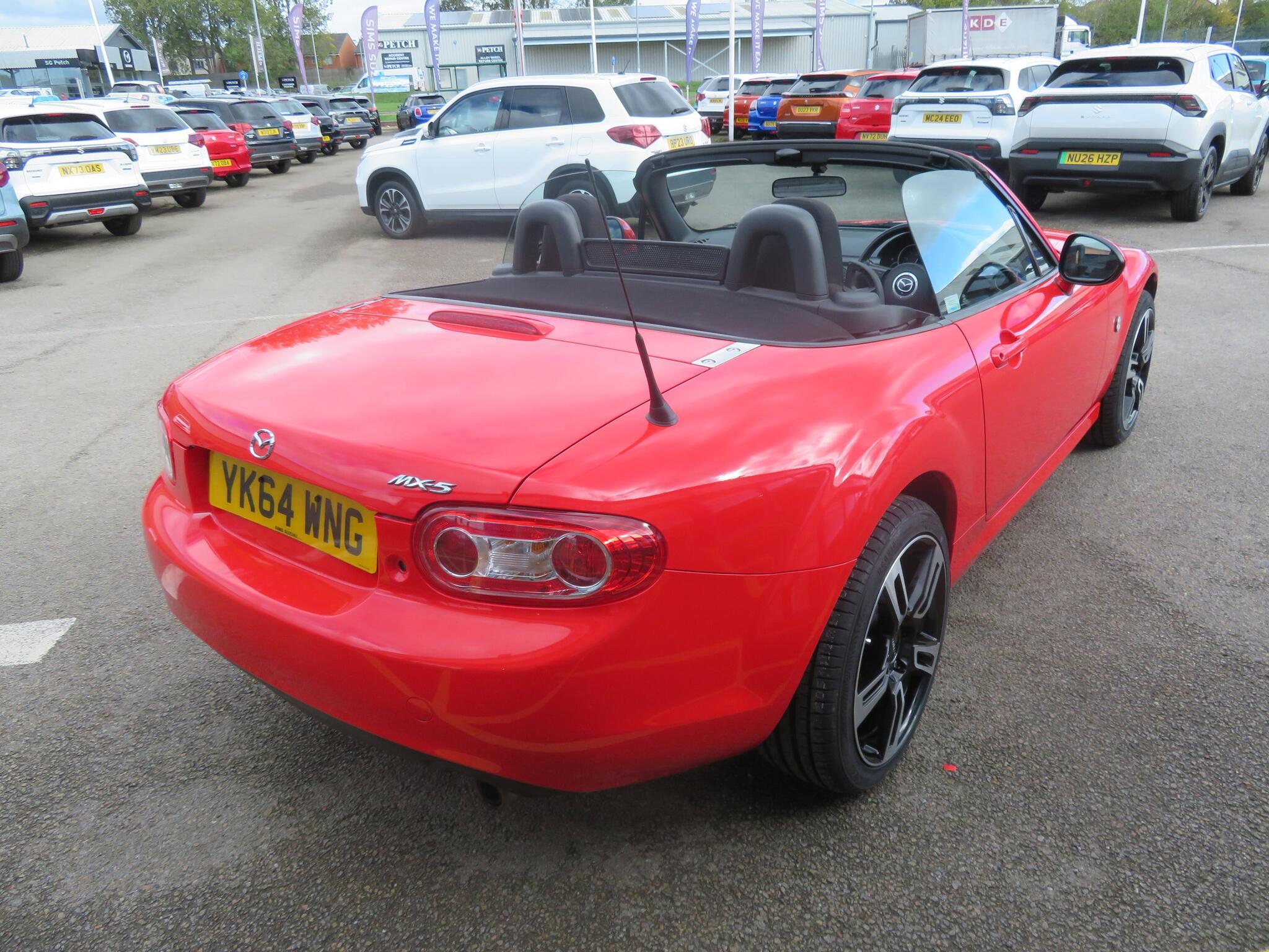 Mazda MX-5 - Image 12