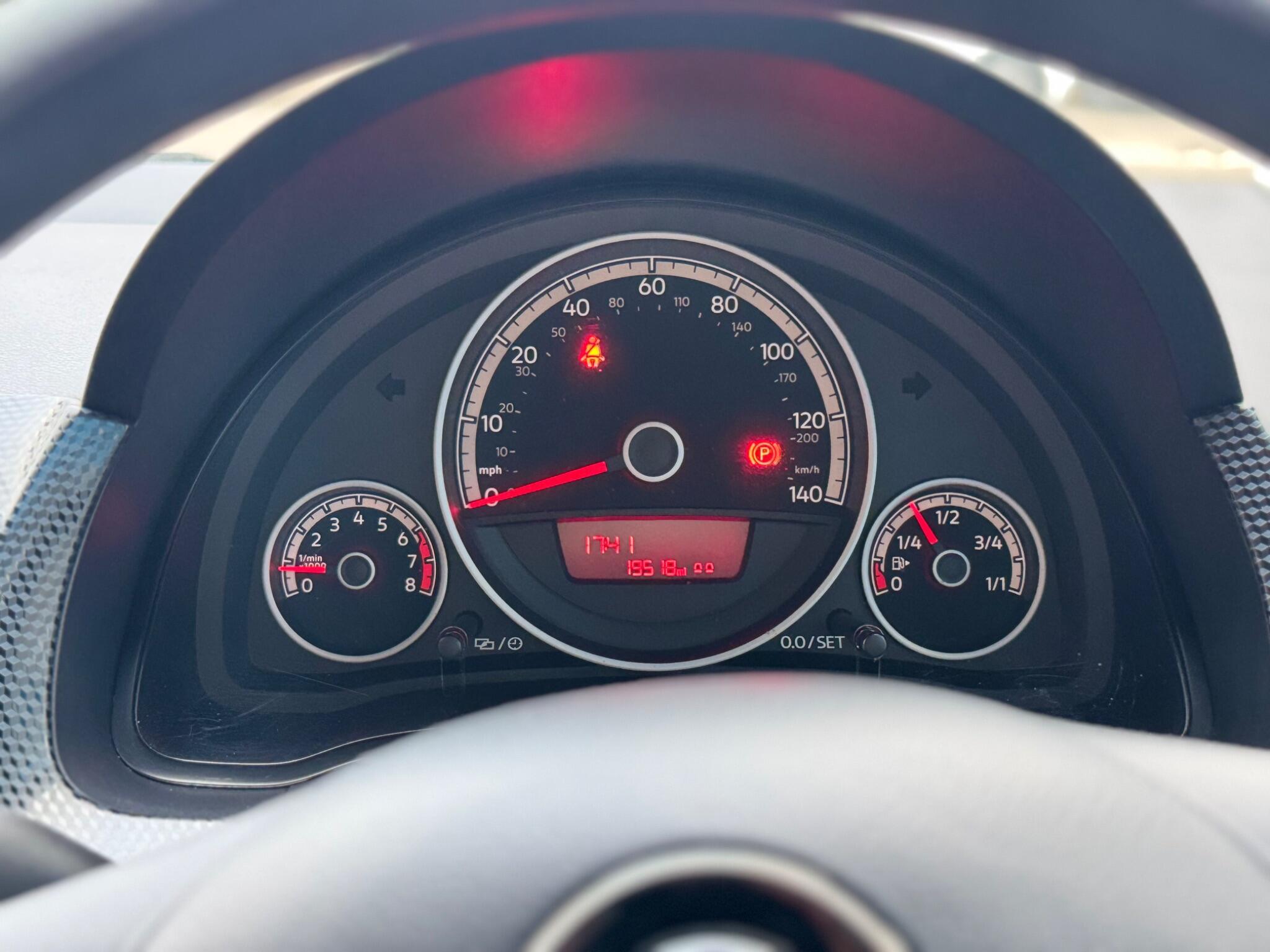 Volkswagen up! - Image 40