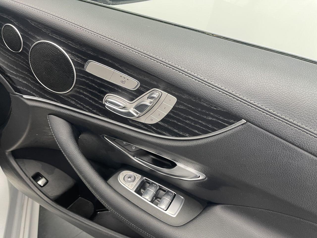 Mercedes-benz E-CLASS - Image 27