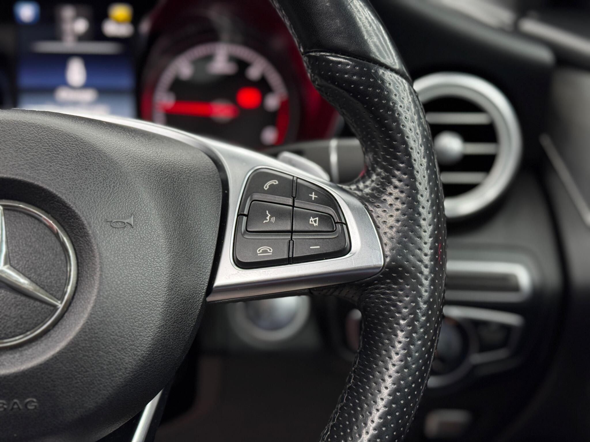 Mercedes GLC - Image 19