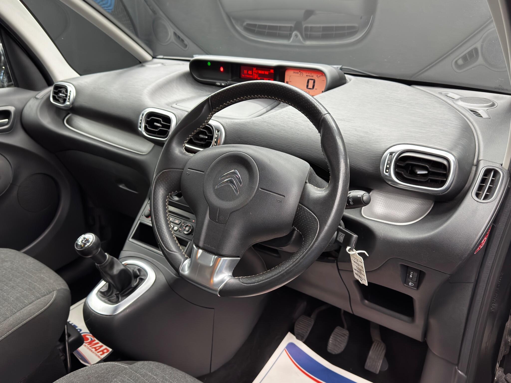 Citroen C3 Picasso - Image 9
