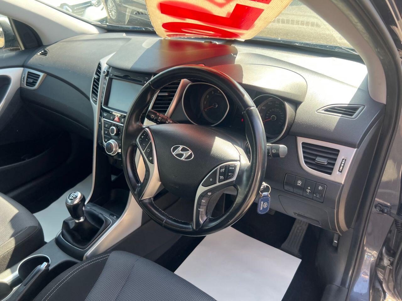 Hyundai i30 - Image 14