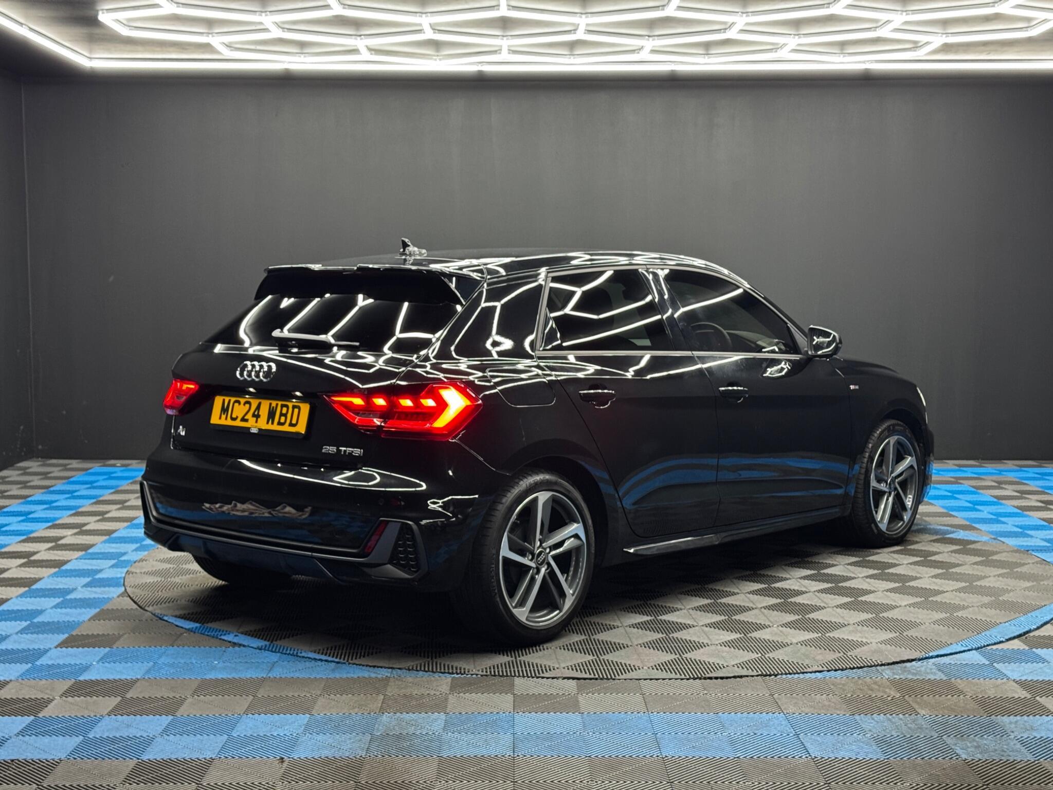 Audi A1 - Image 5