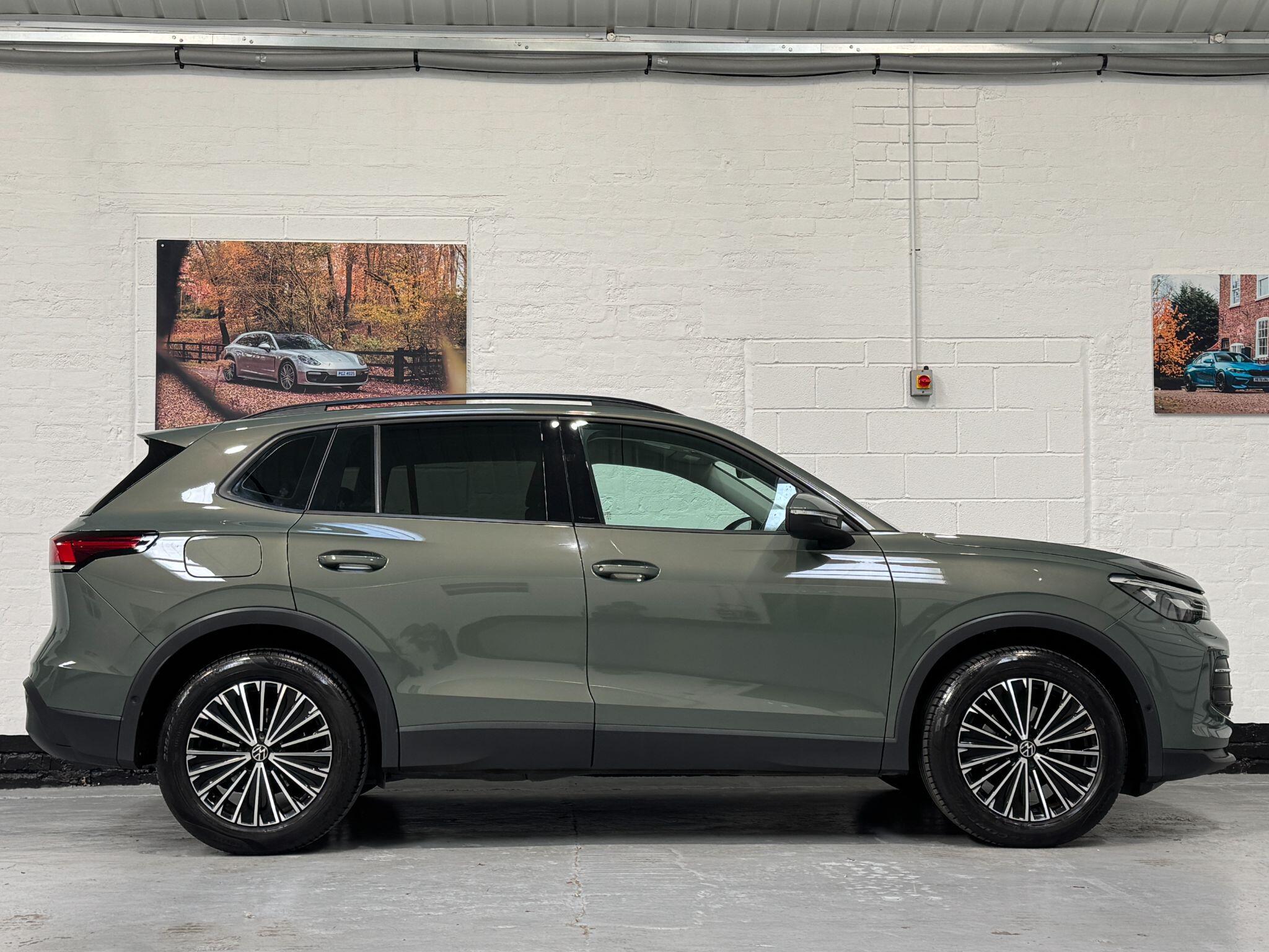 Volkswagen Tiguan - Image 8