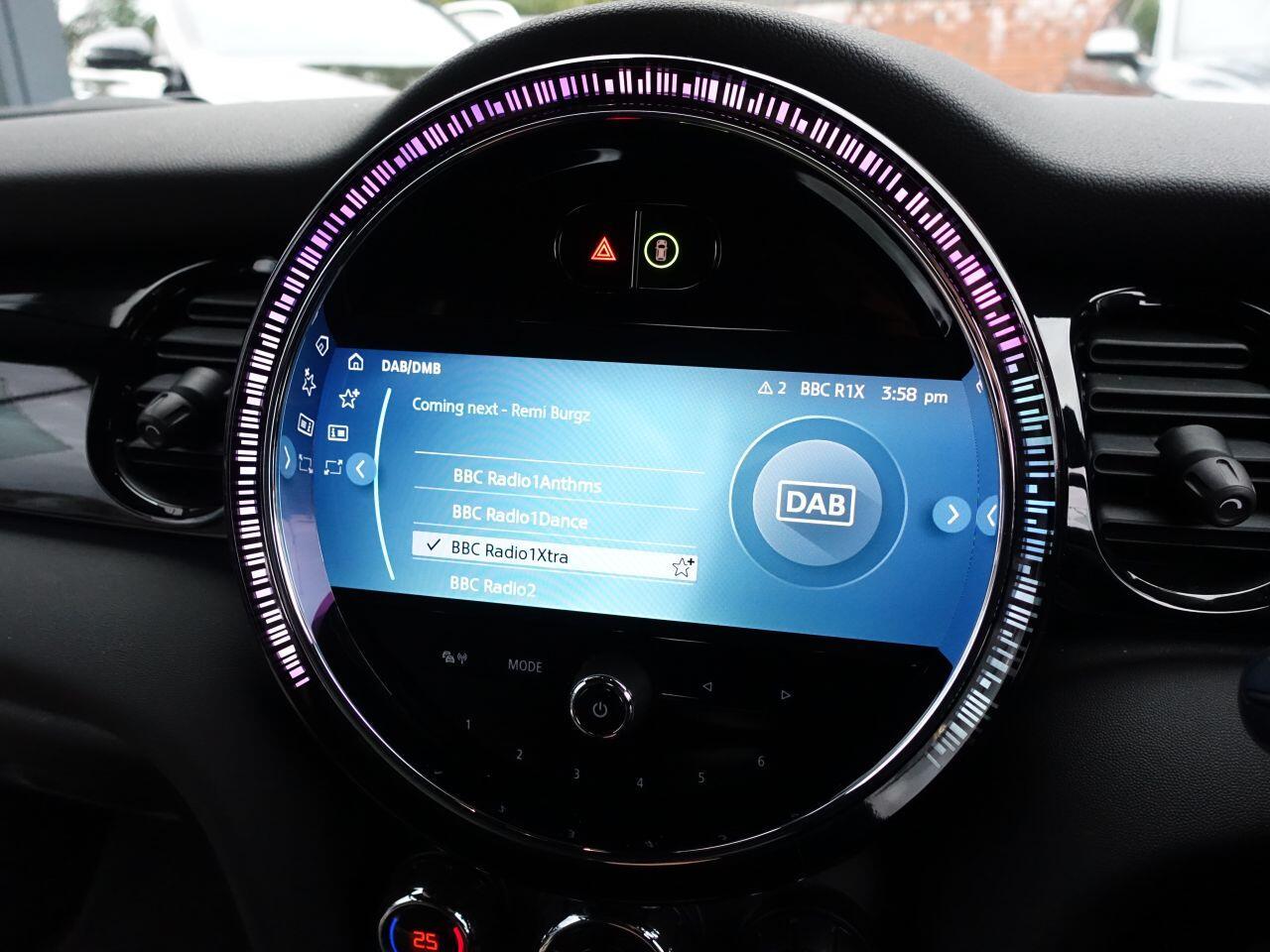 MINI Electric Hatch - Image 24