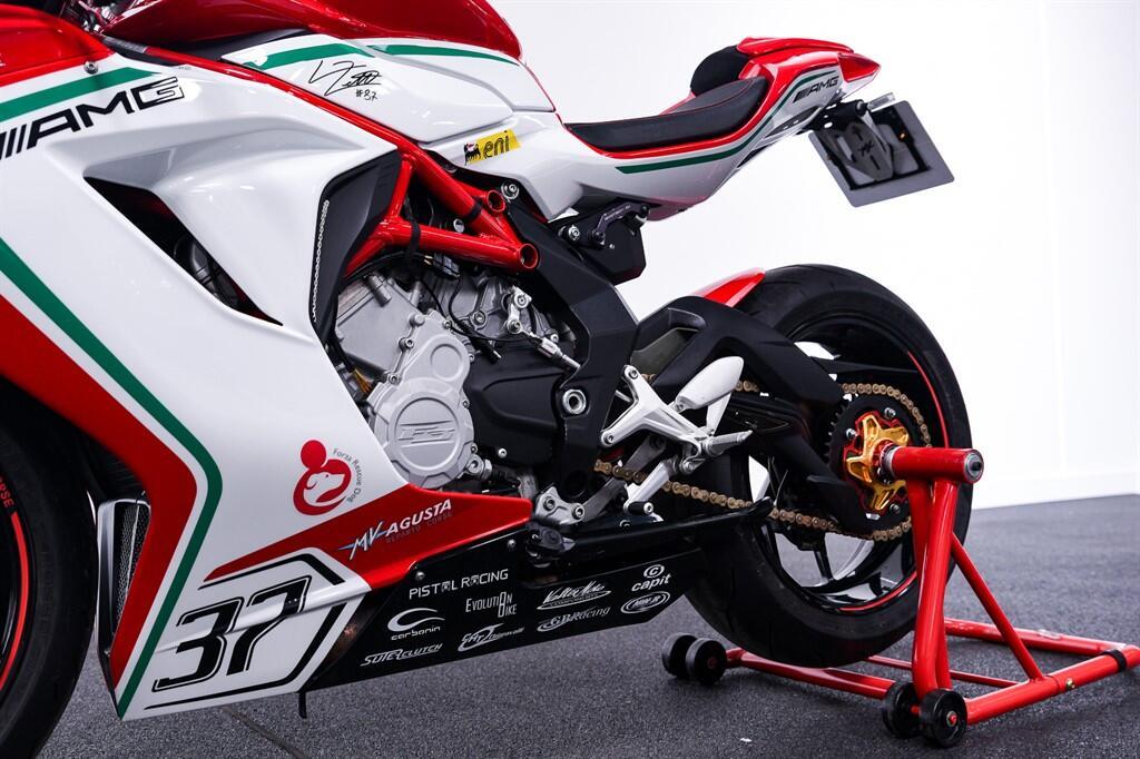 Mv Agusta F3 675 - Image 10