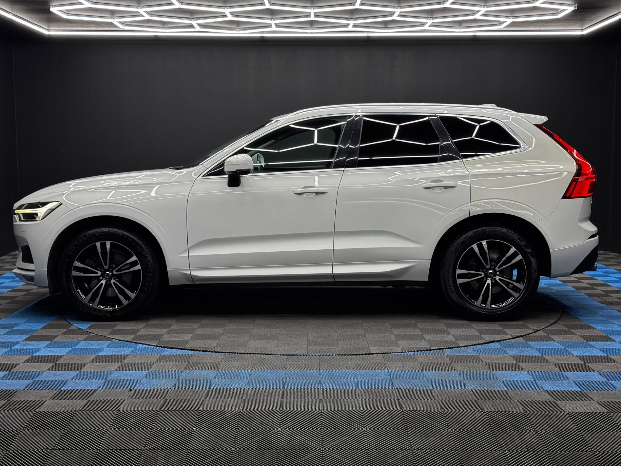 Volvo XC60 - Image 8