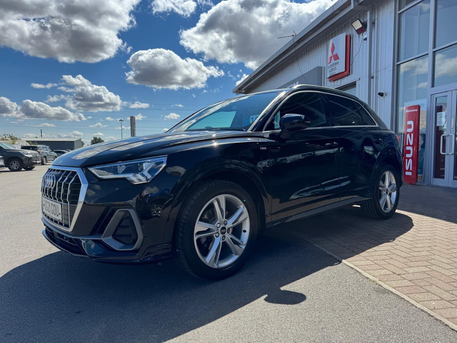 Audi Q3 - Image 8