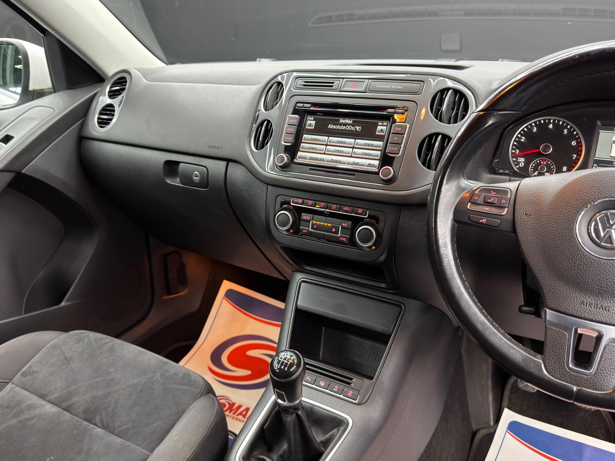 Volkswagen Tiguan - Image 23