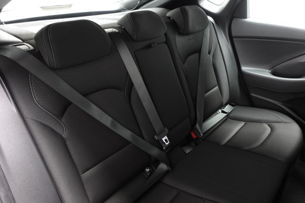 Hyundai i30 - Image 18