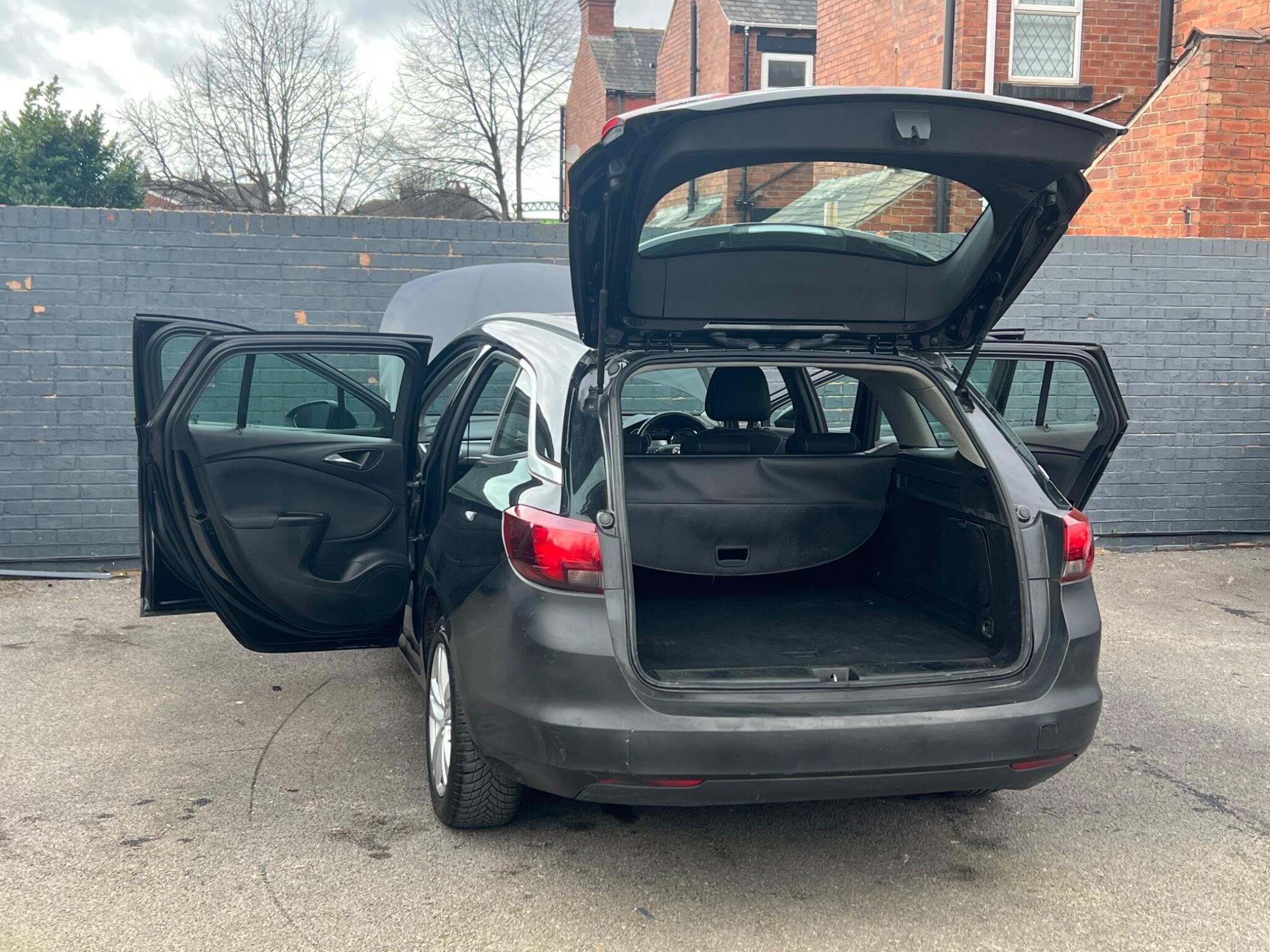 Vauxhall Astra - Image 20