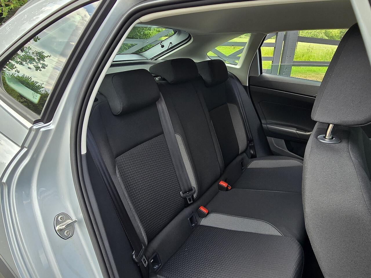 Volkswagen Taigo - Image 9