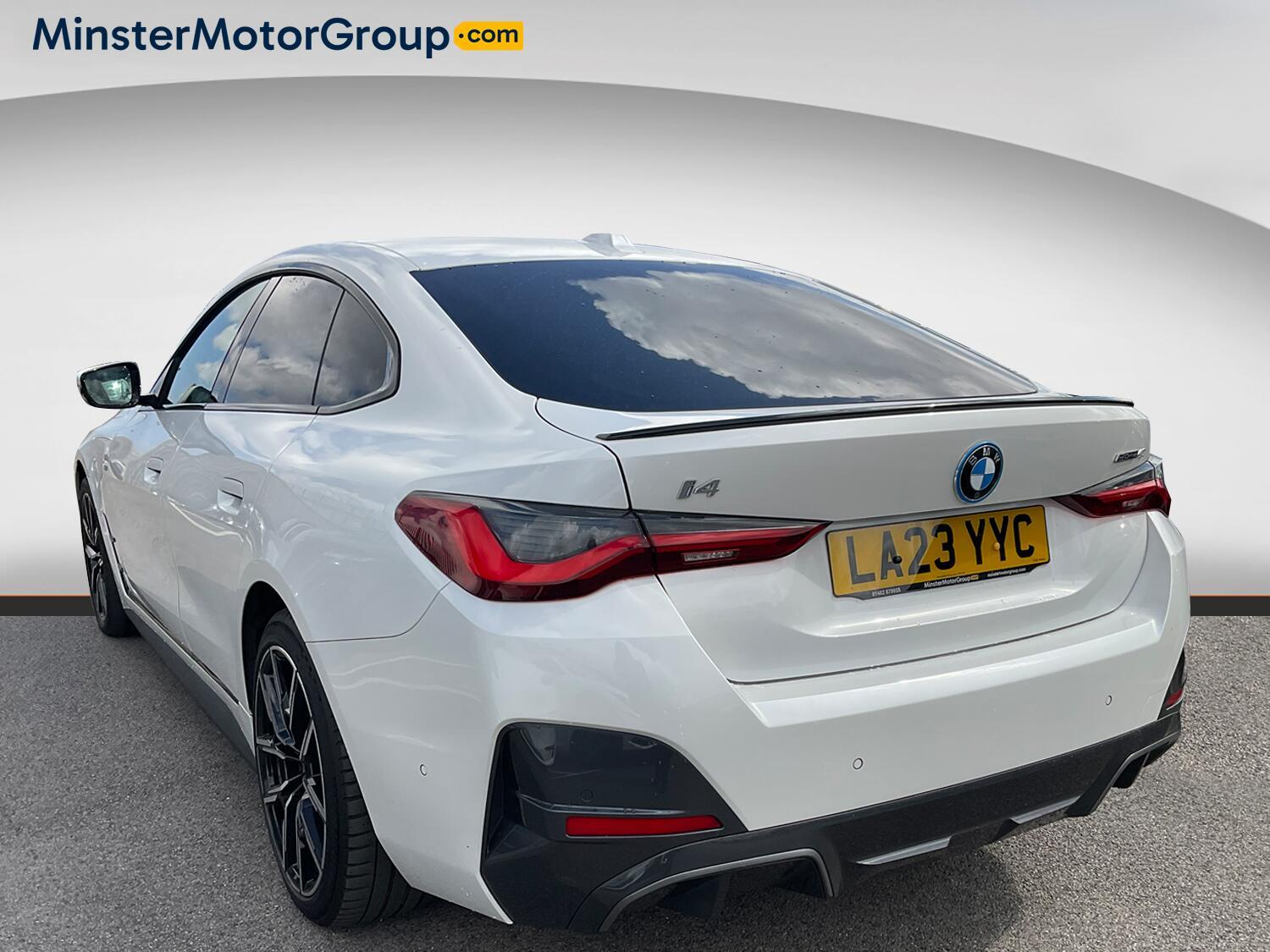 BMW I4 - Image 4