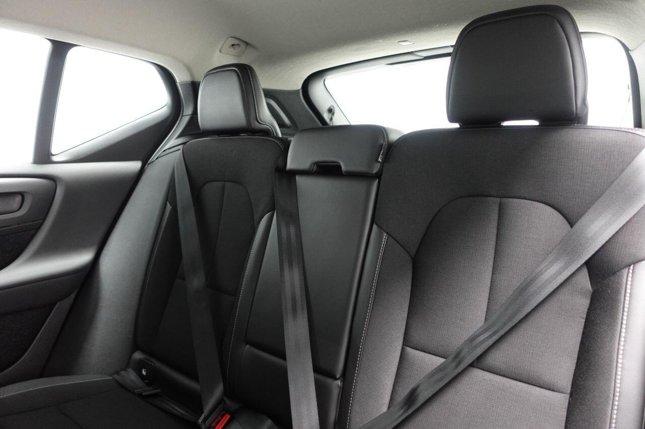 Volvo XC40 - Image 12