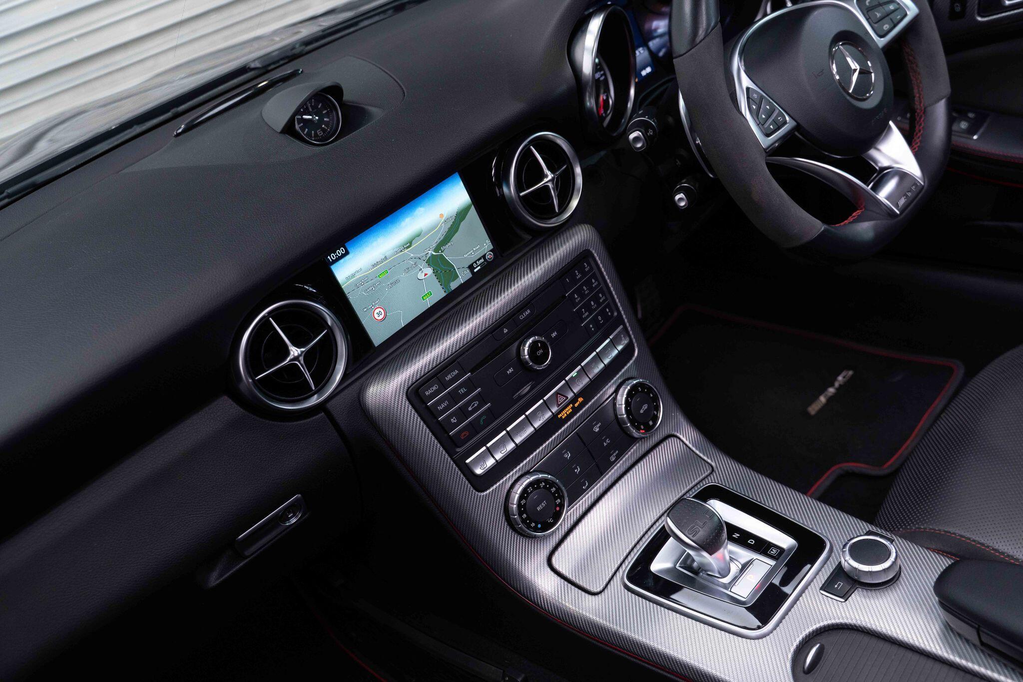 Mercedes SLC - Image 14