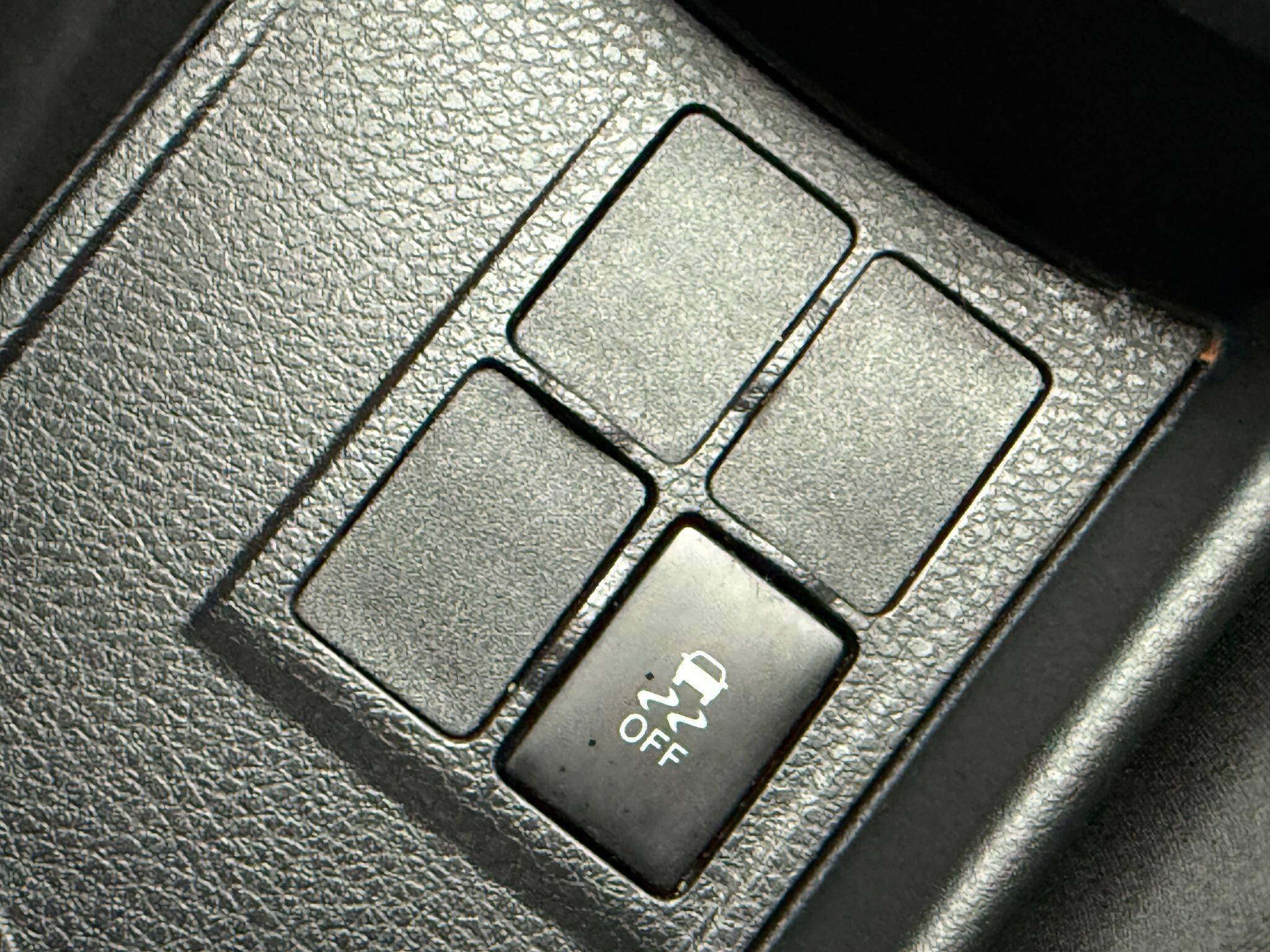 Toyota Yaris - Image 46