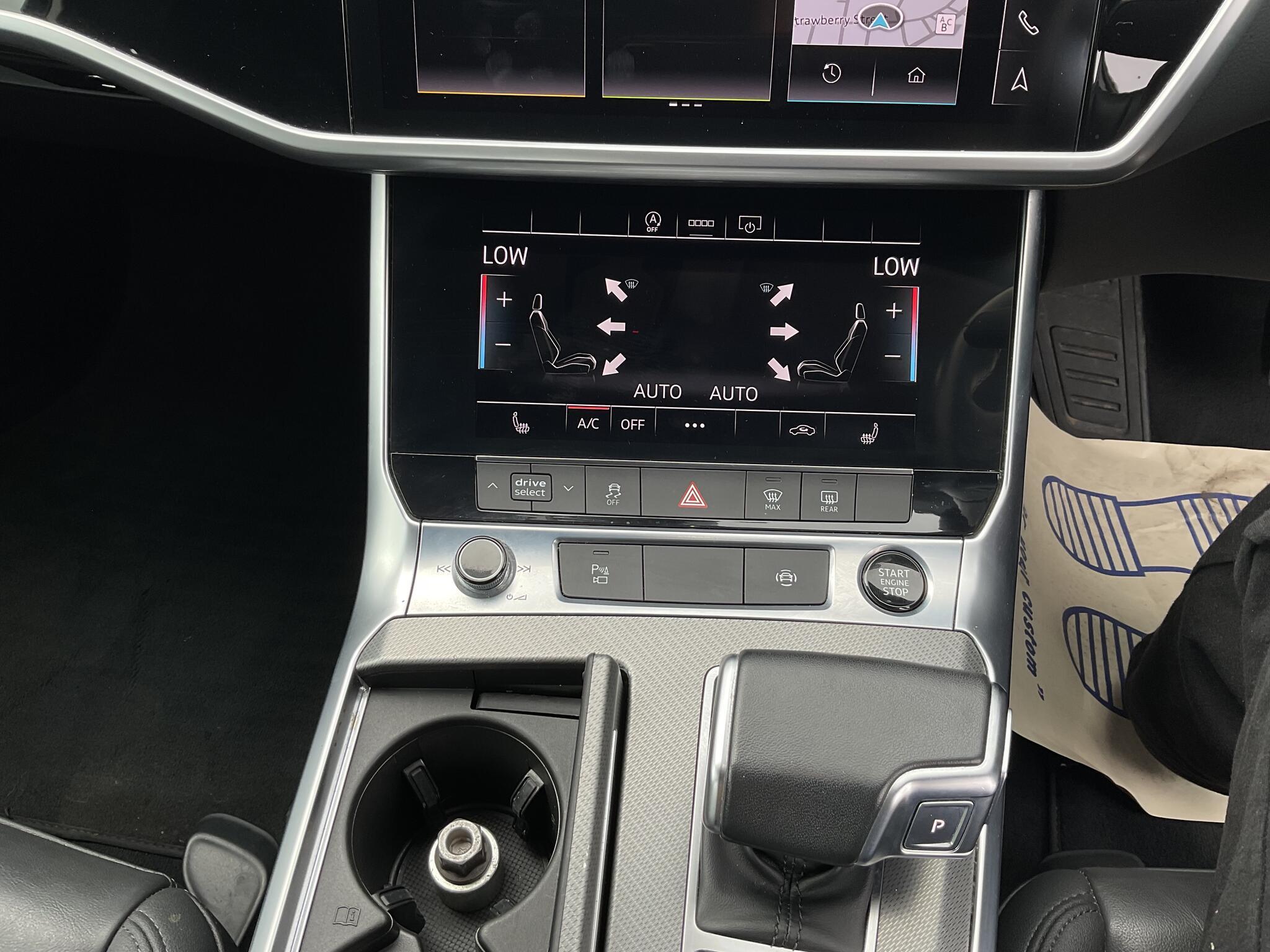 Audi A6 Saloon - Image 11