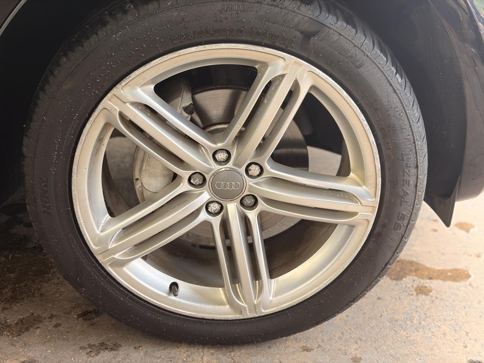 Audi Q5 - Image 16
