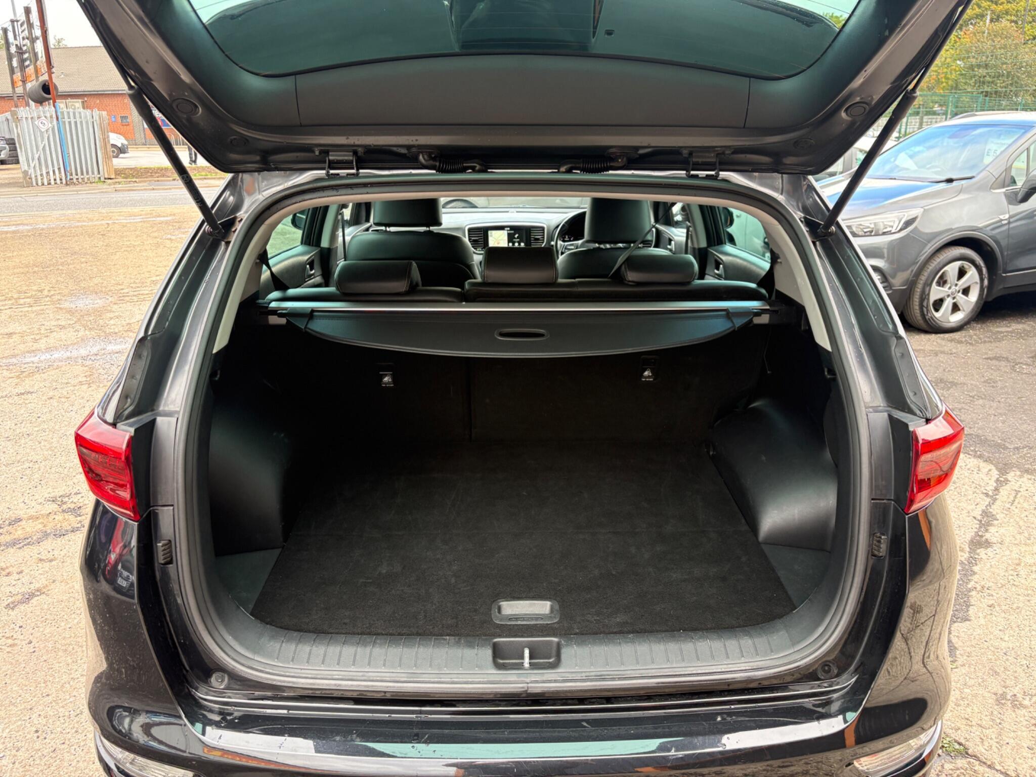 Kia Sportage - Image 19