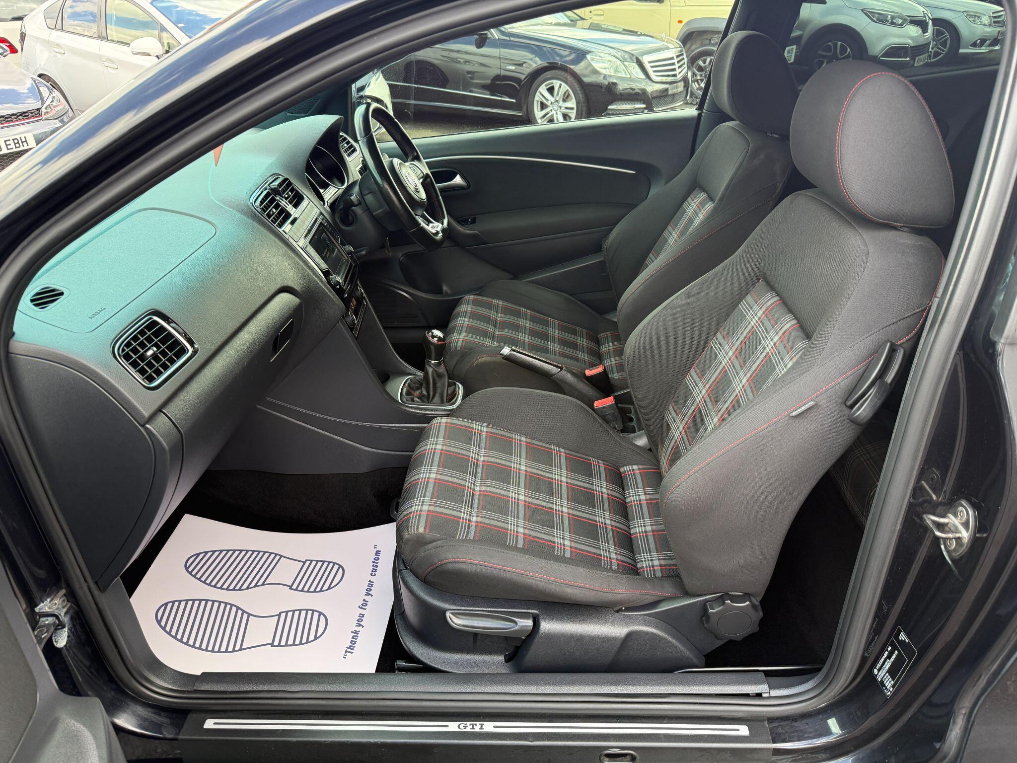 Volkswagen Polo - Image 30