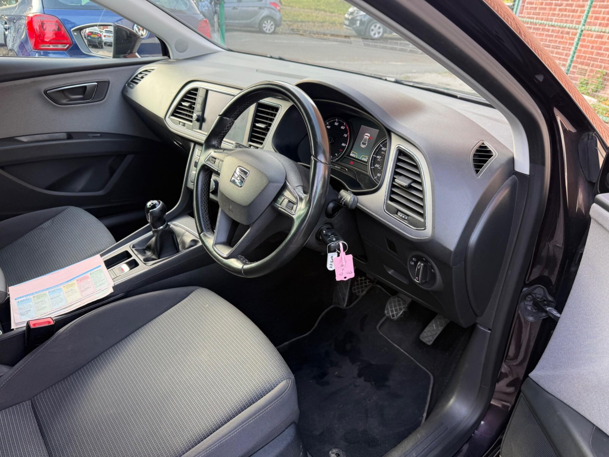 SEAT Leon - Image 17