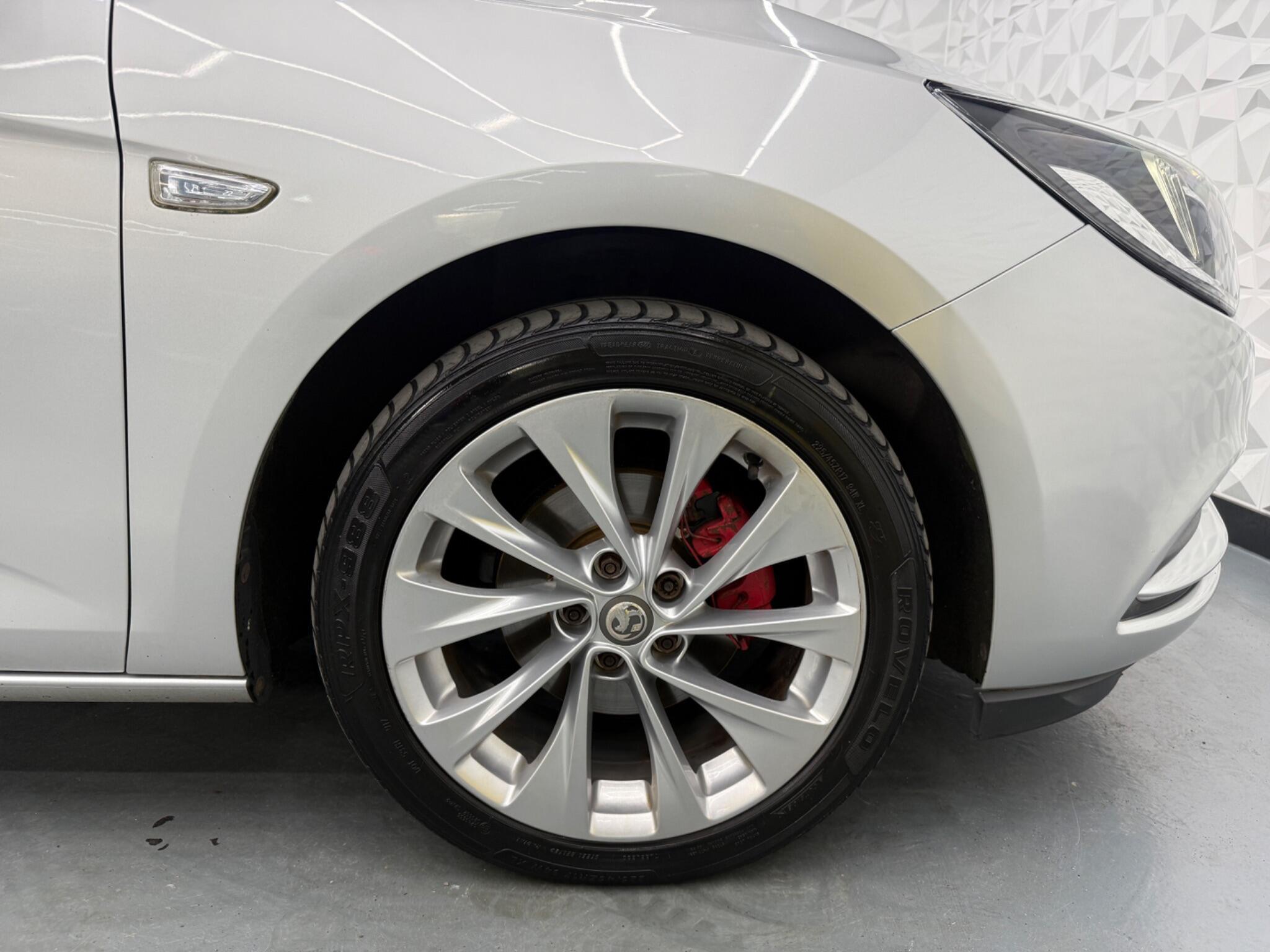 Vauxhall Astra - Image 15