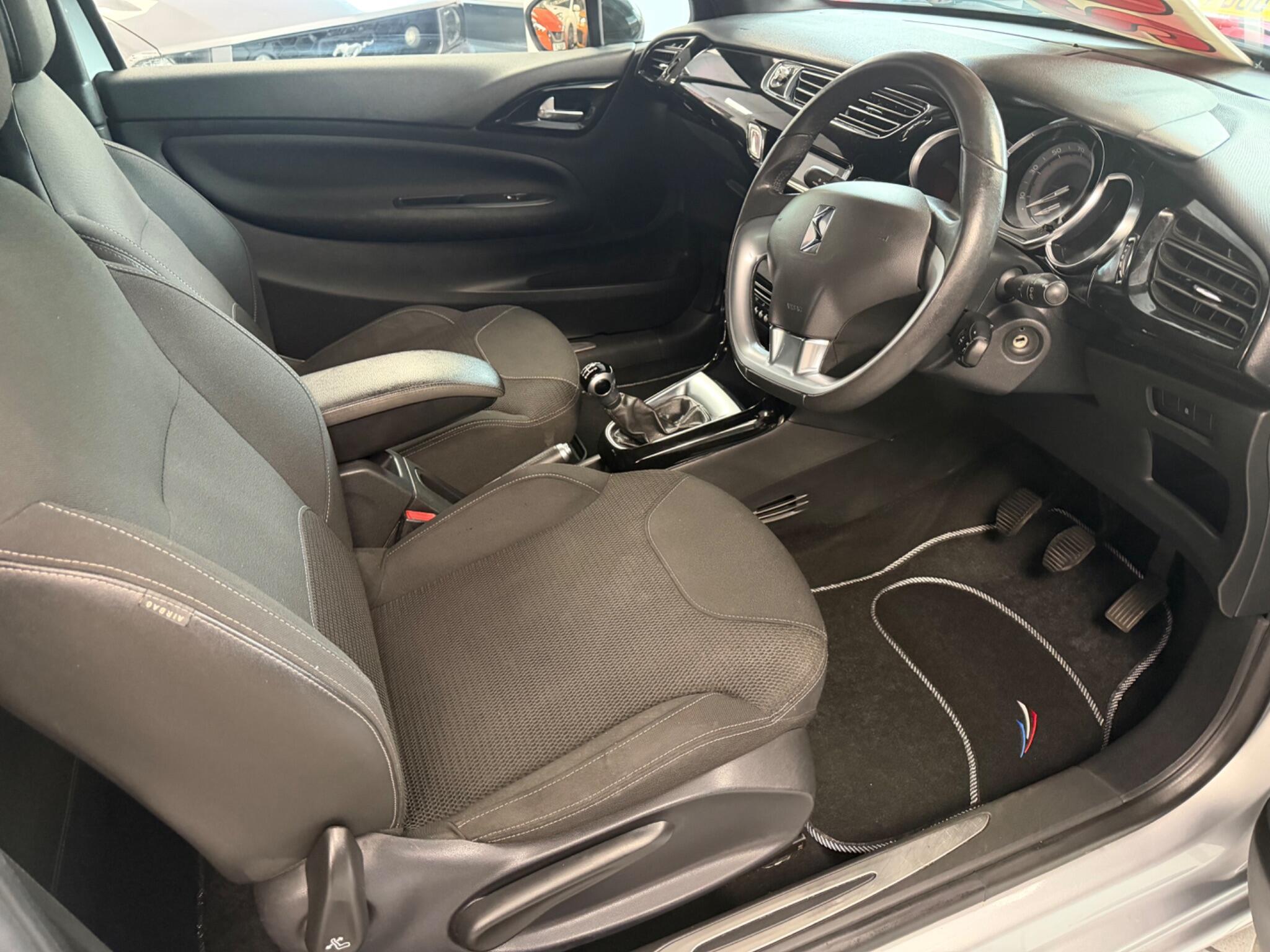 Citroen DS3 - Image 12