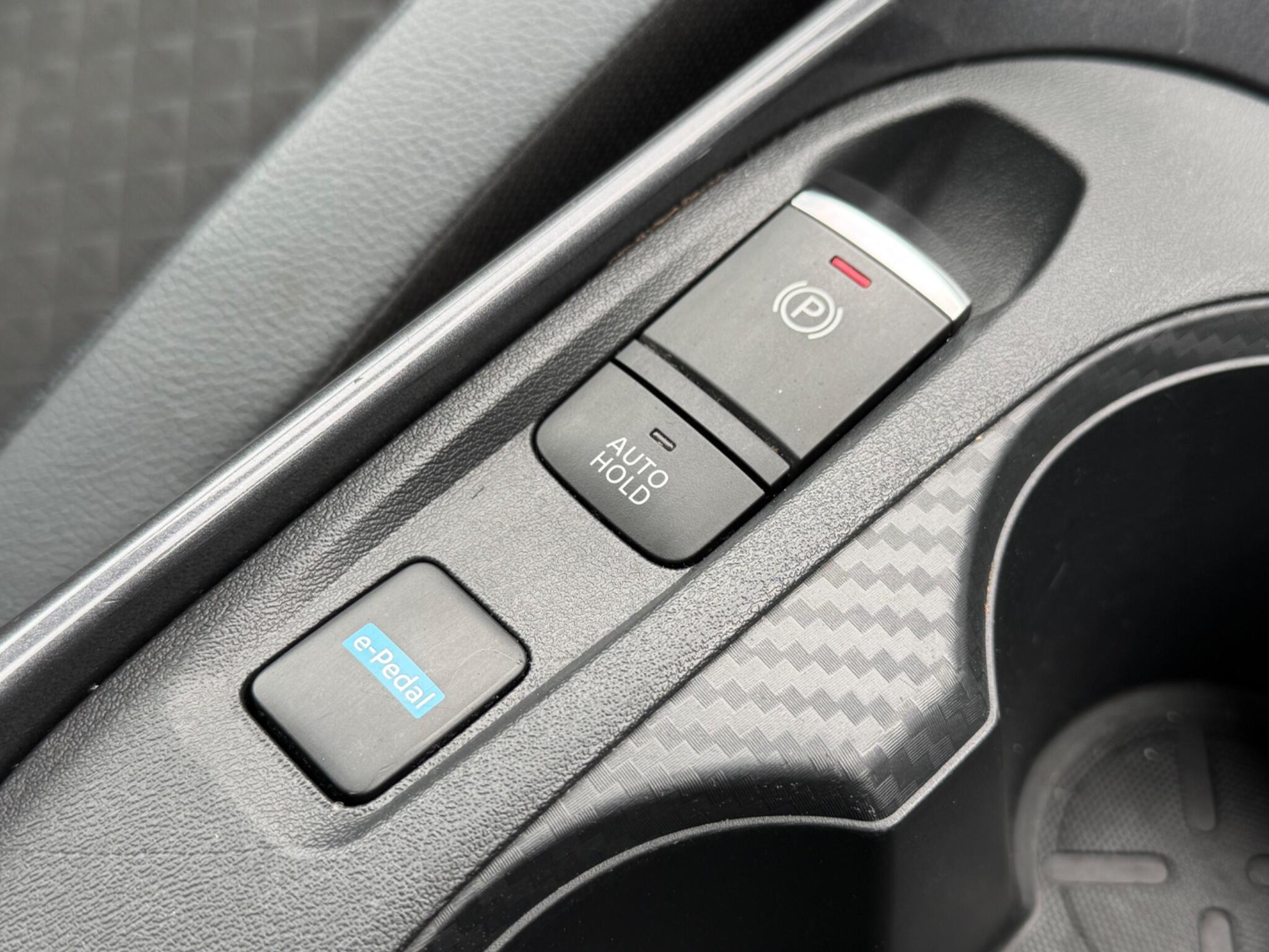 Nissan Juke - Image 18
