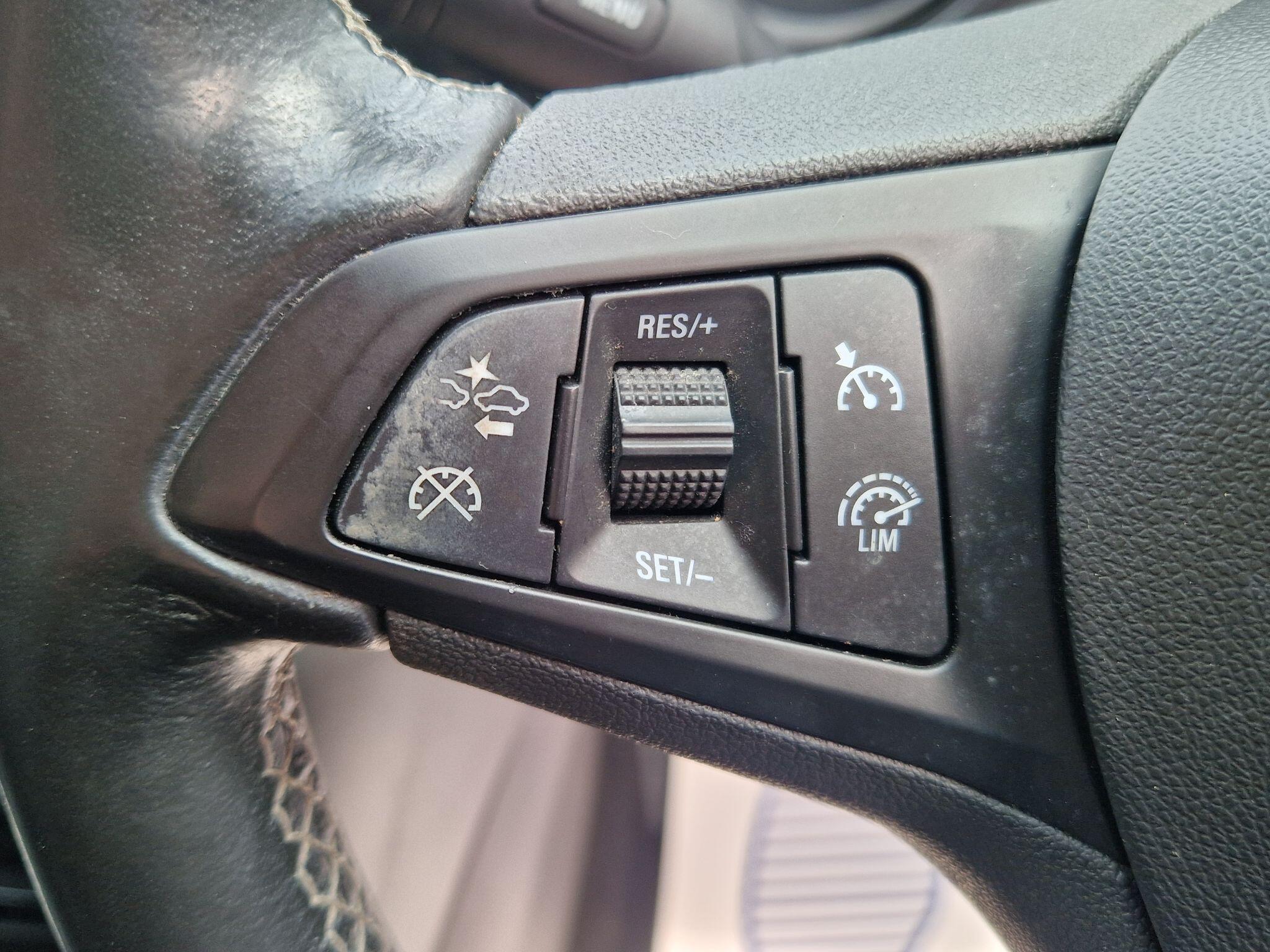 Vauxhall Astra - Image 48