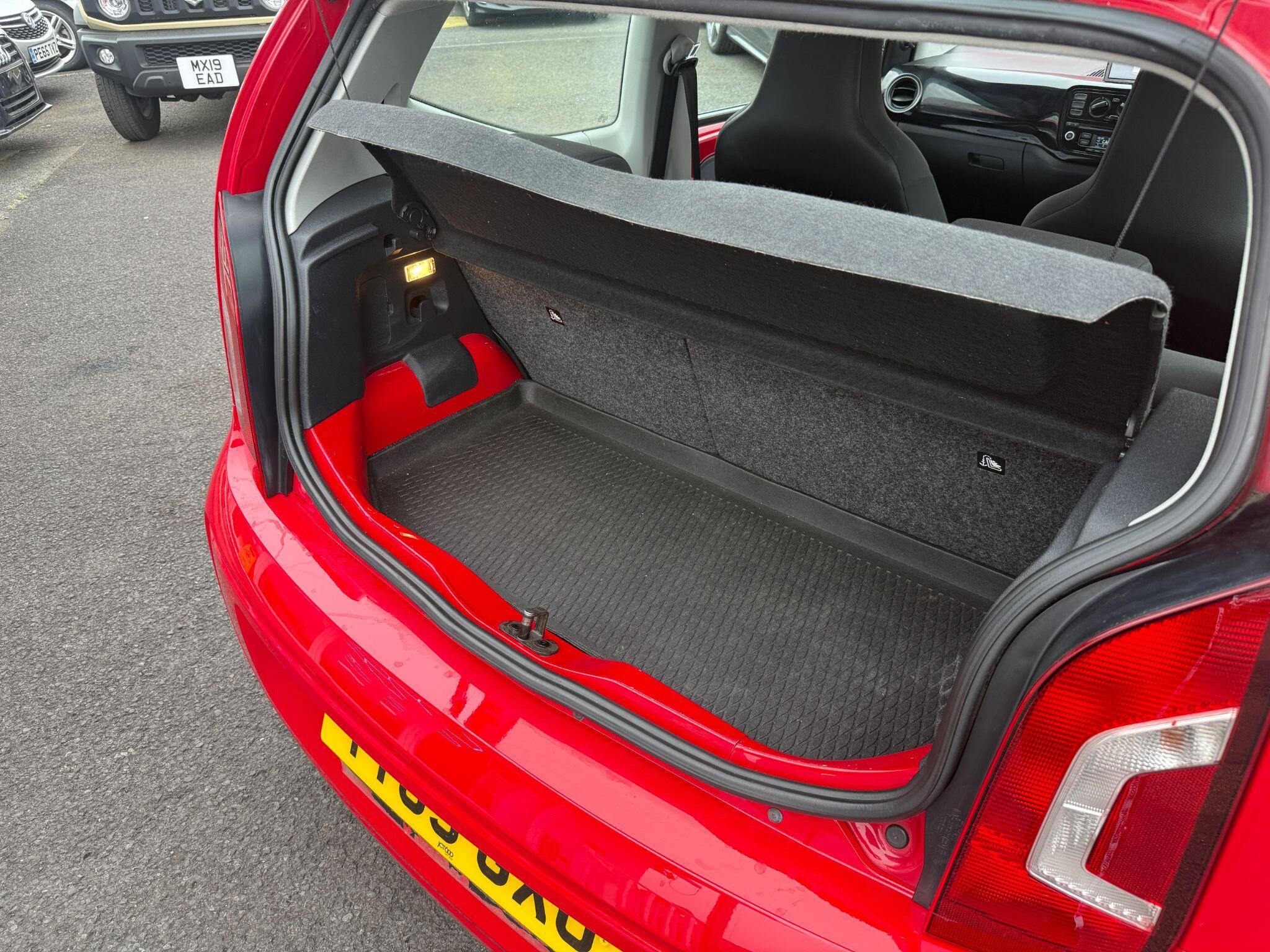 Volkswagen up! - Image 60