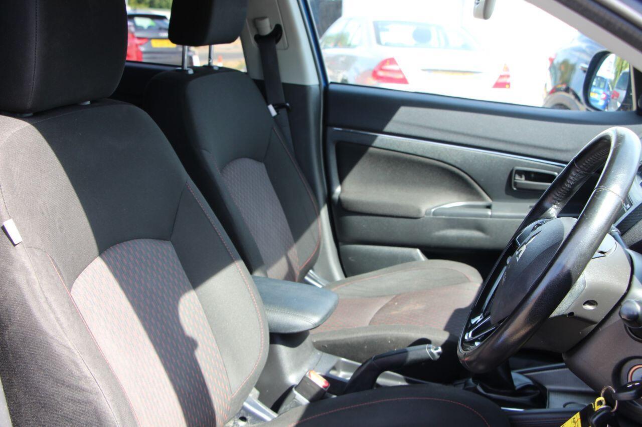 Mitsubishi ASX - Image 14