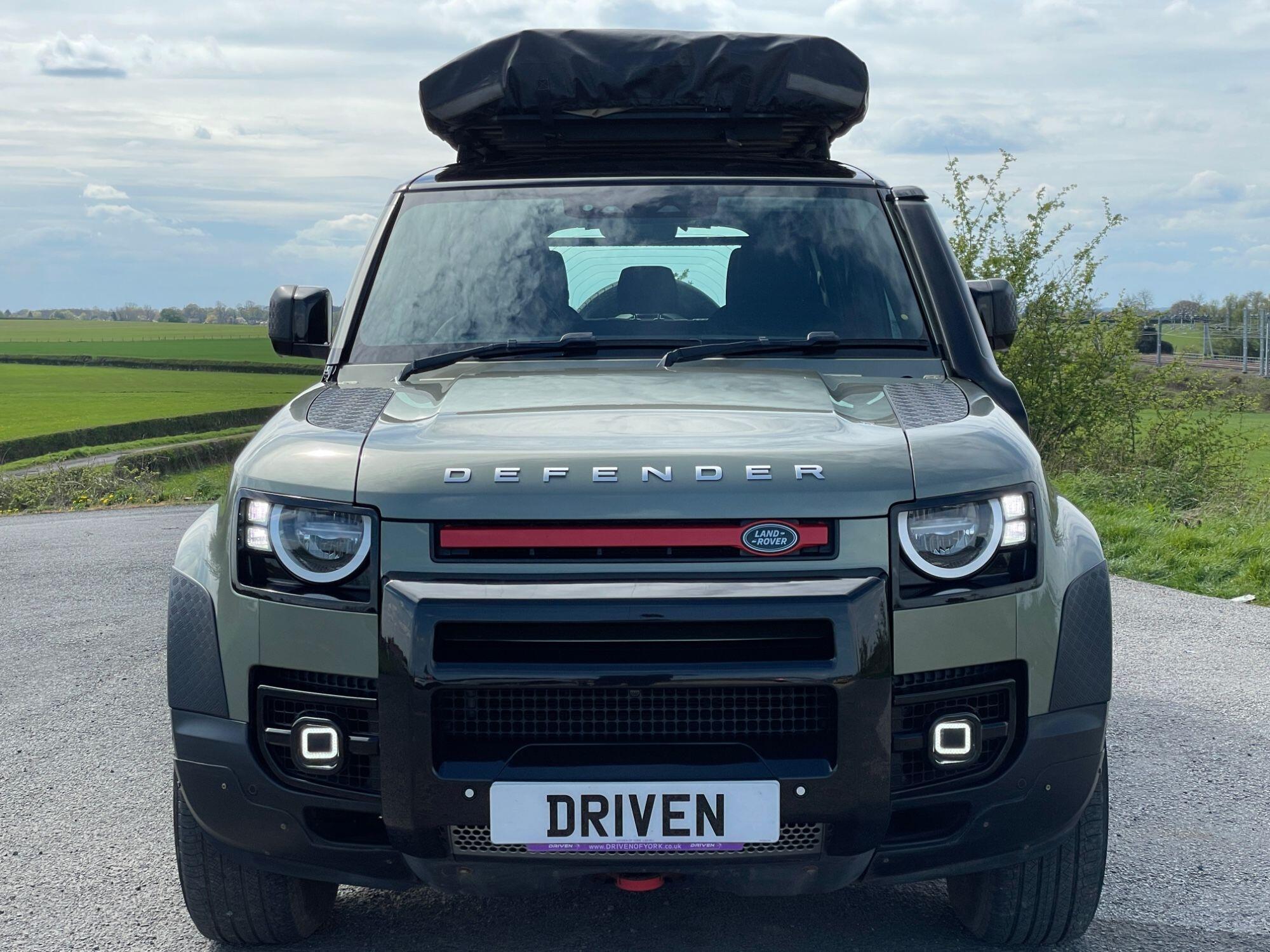 Land Rover Defender - Image 19