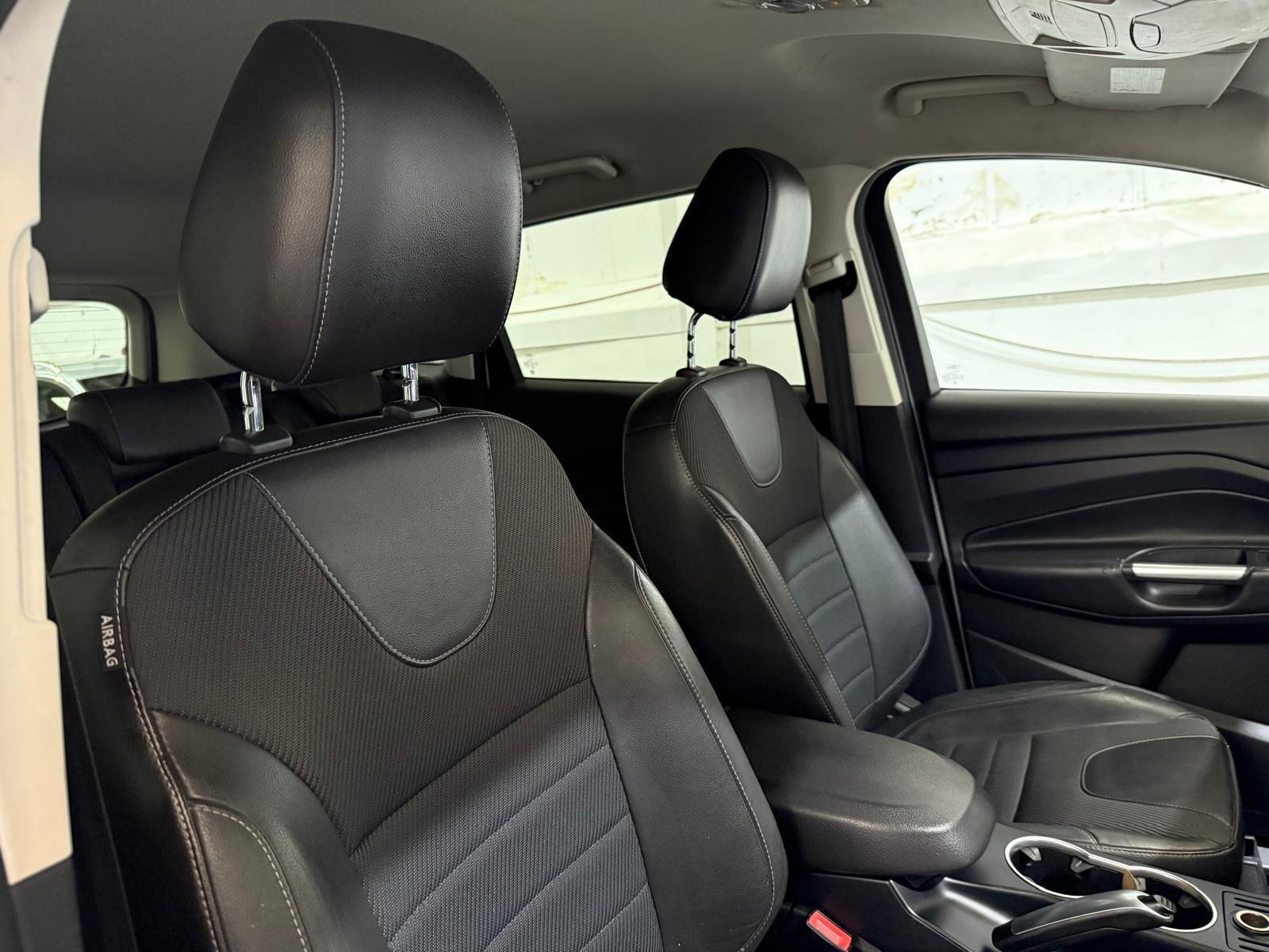 Ford Kuga - Image 27