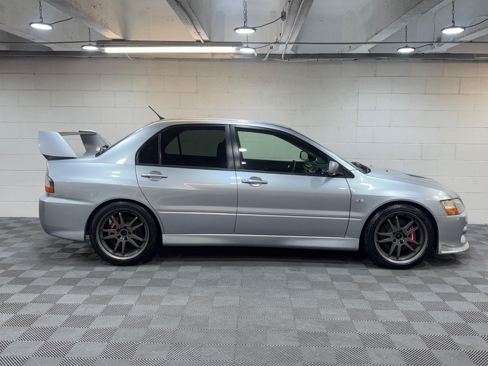 Mitsubishi Lancer - Image 5