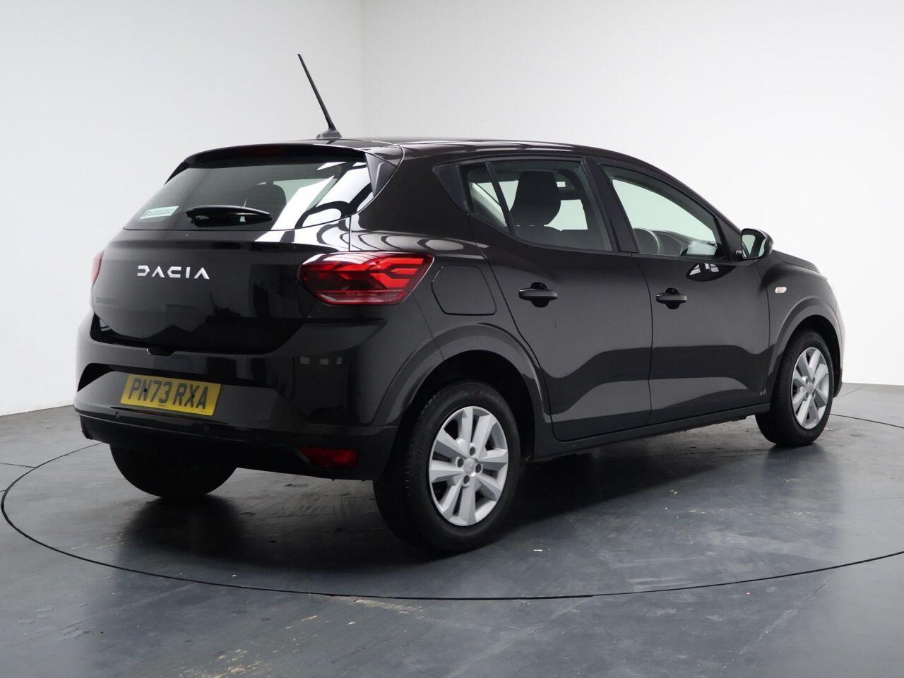 Dacia Sandero - Image 12