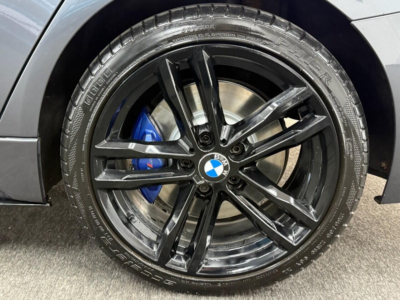 BMW 3 Series - Image 13