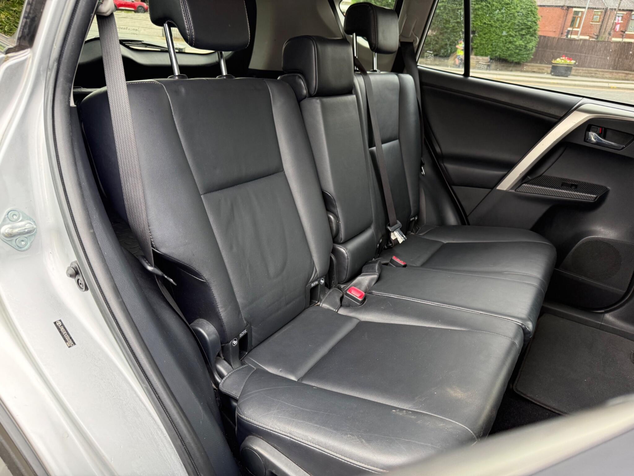 Toyota RAV4 - Image 16