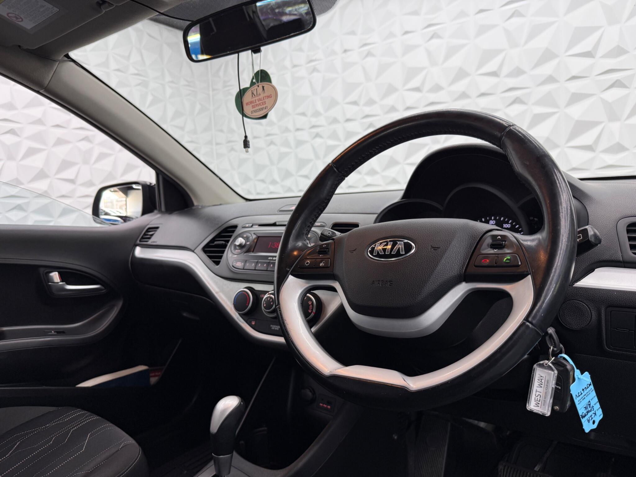 Kia Picanto - Image 13