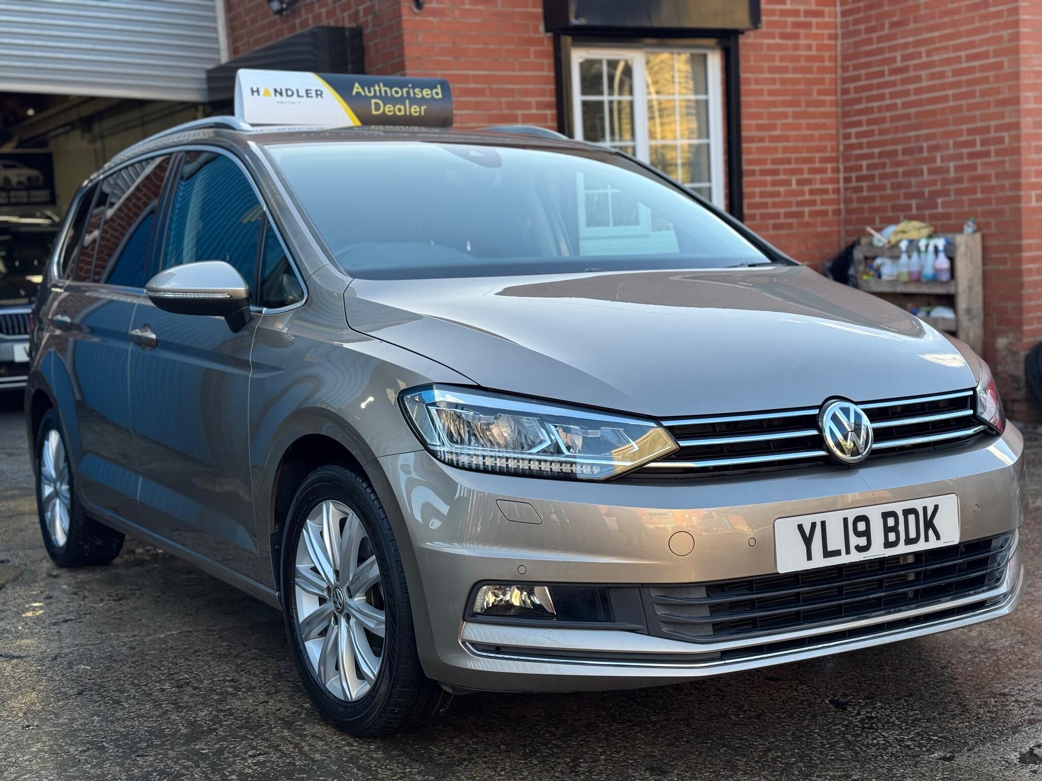 Volkswagen Touran - Image 4