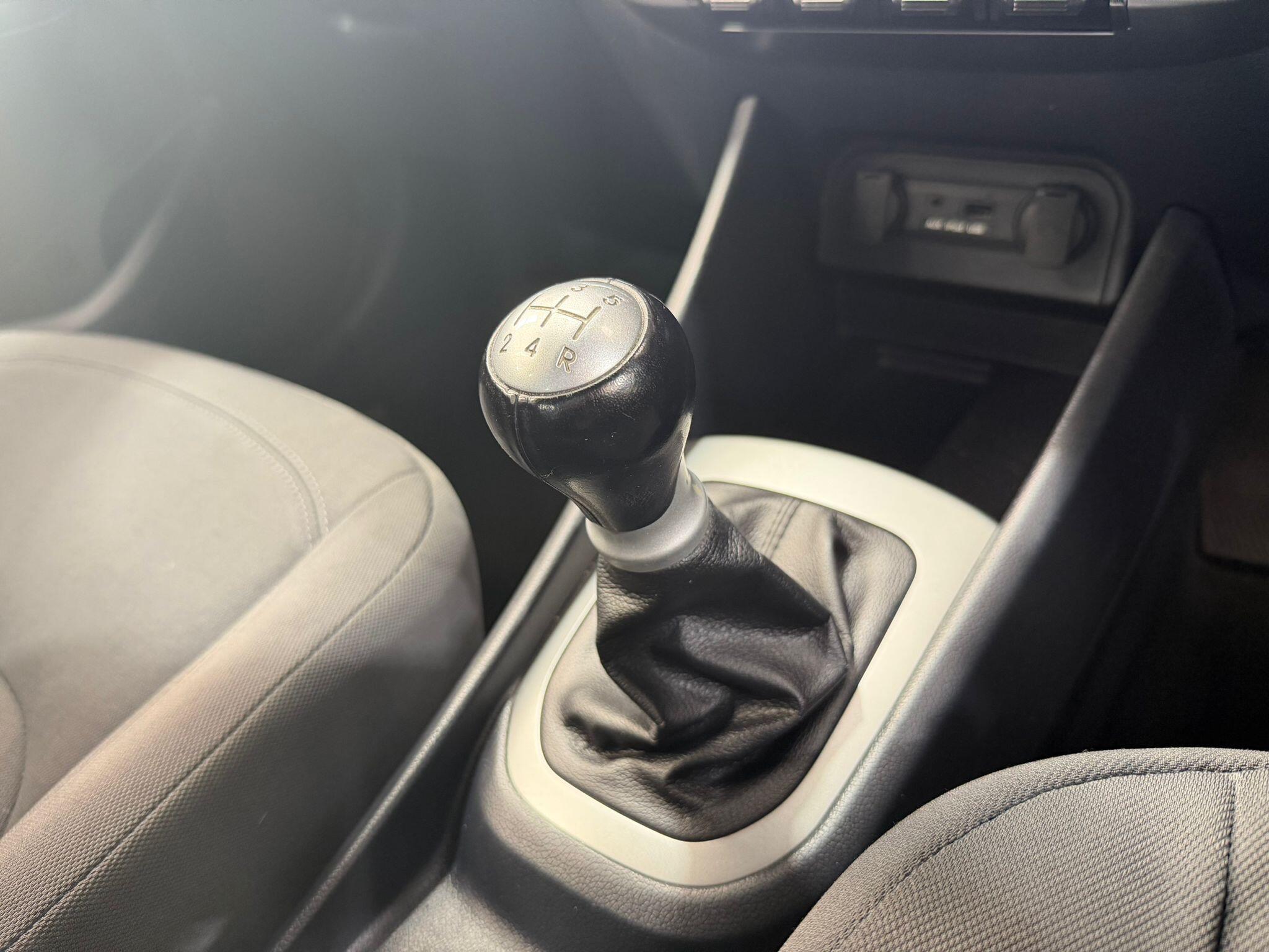 Kia Rio - Image 7