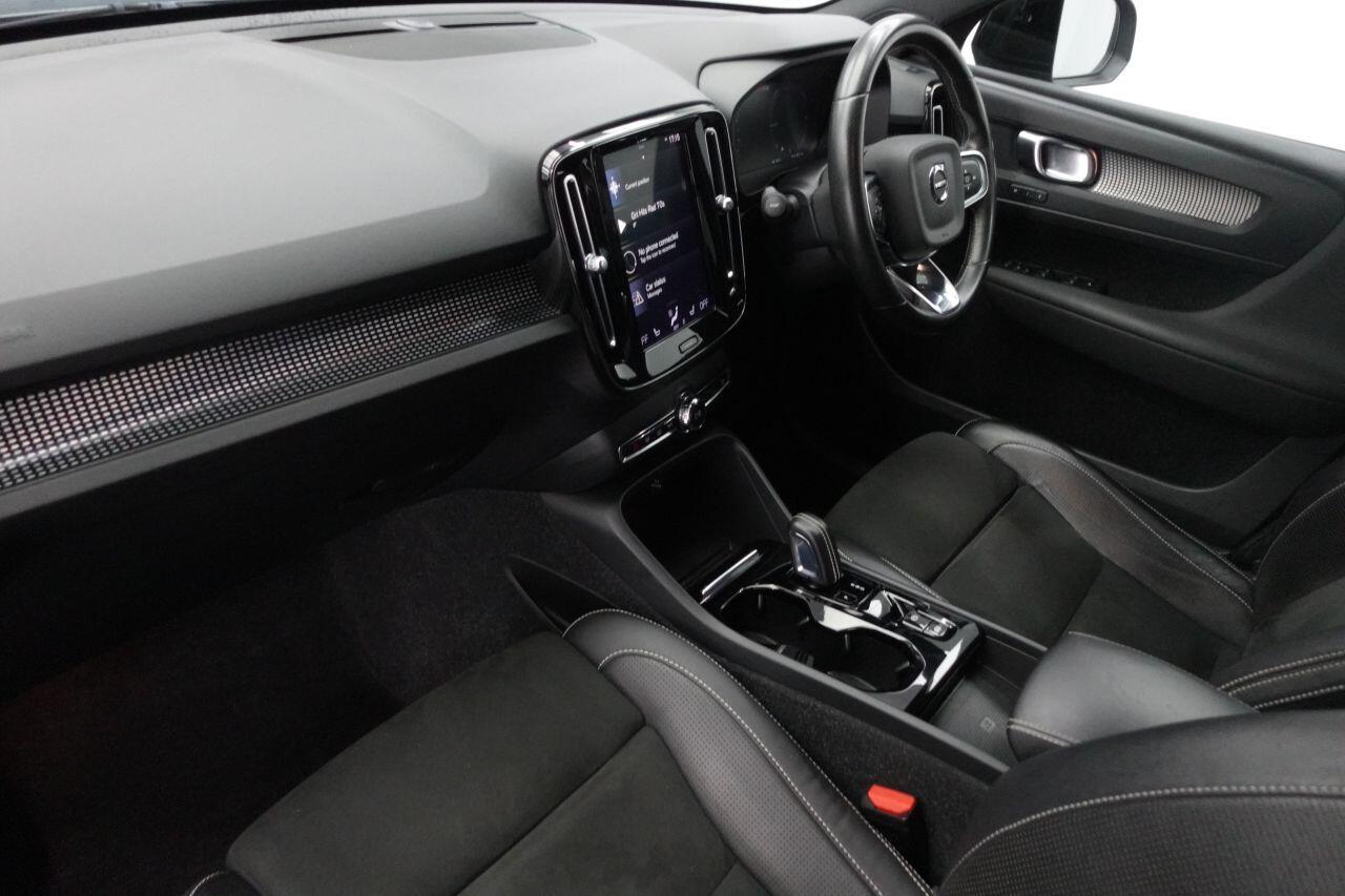 Volvo XC40 - Image 20