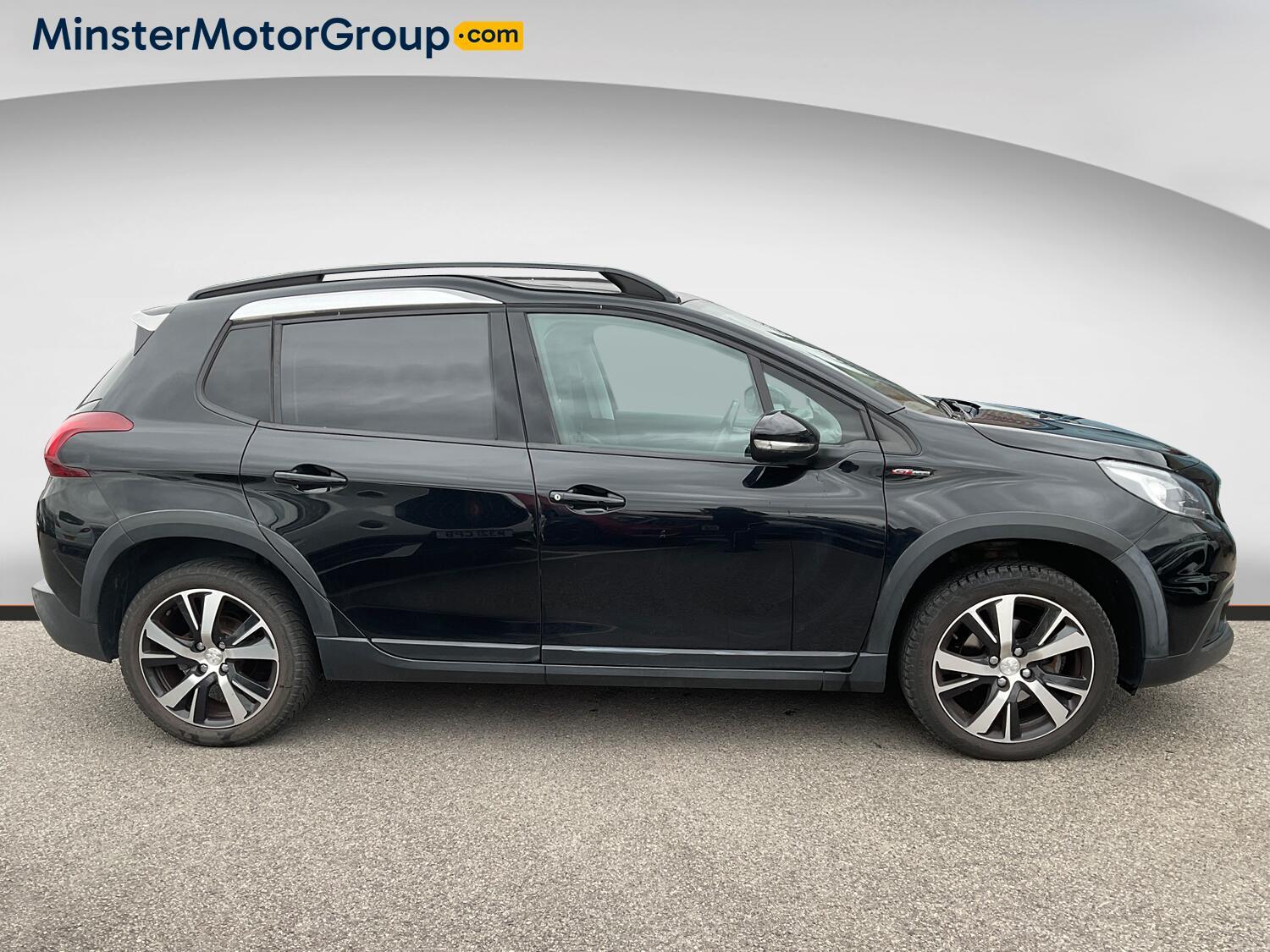 Peugeot 2008 - Image 2